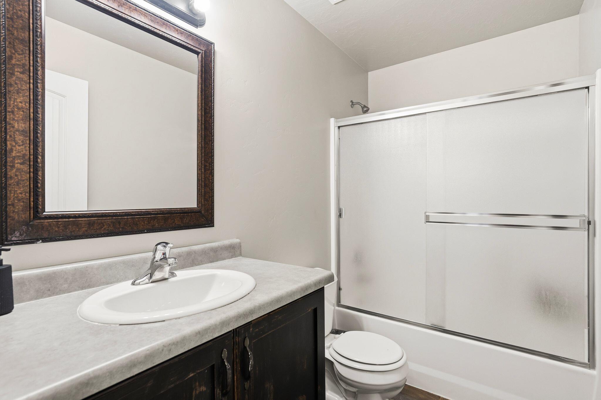 HAWTHORN ESTATES - Residential