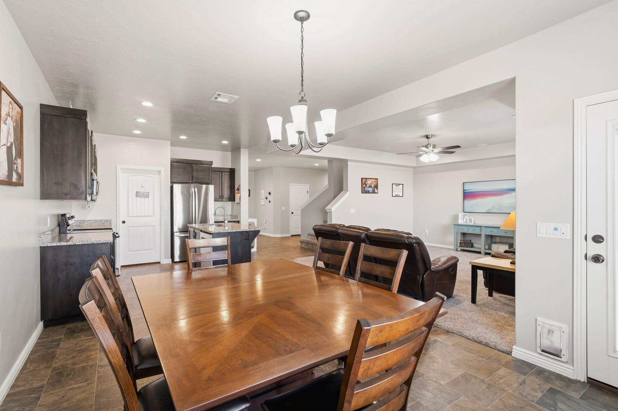 HAWTHORN ESTATES - Residential