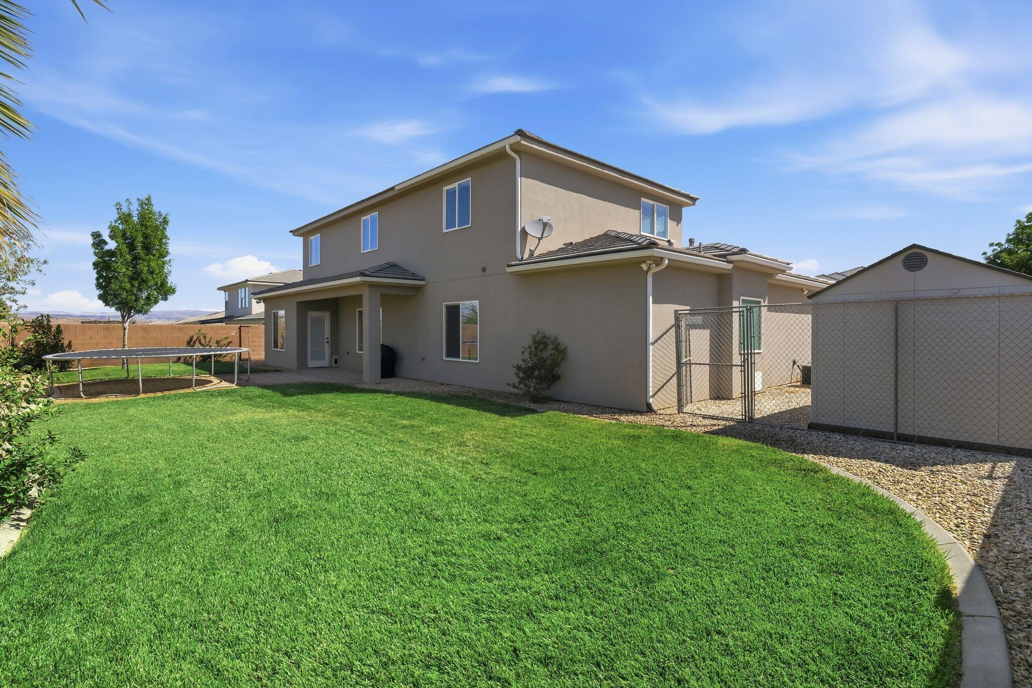 HAWTHORN ESTATES - Residential