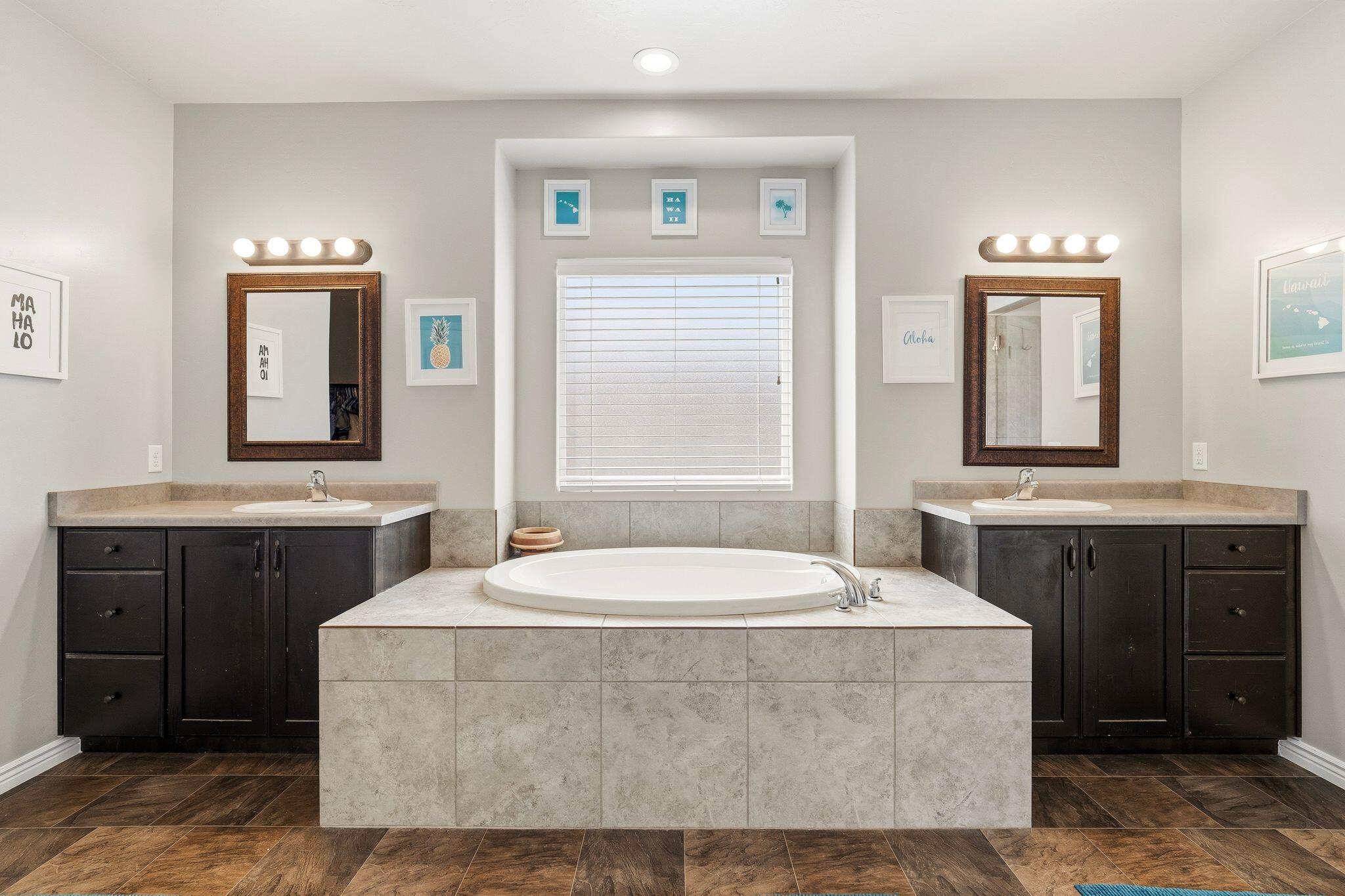 HAWTHORN ESTATES - Residential