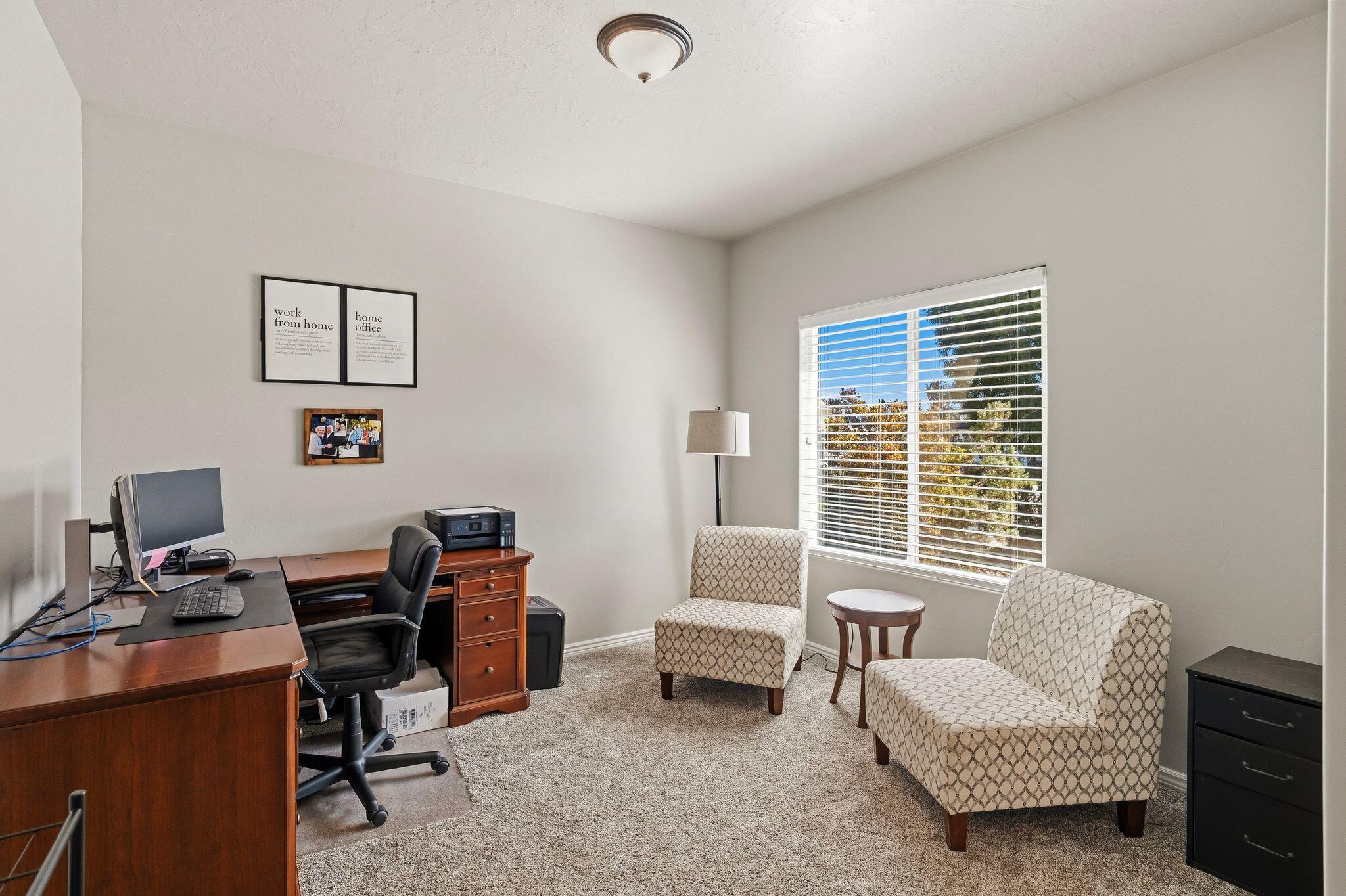 HAWTHORN ESTATES - Residential