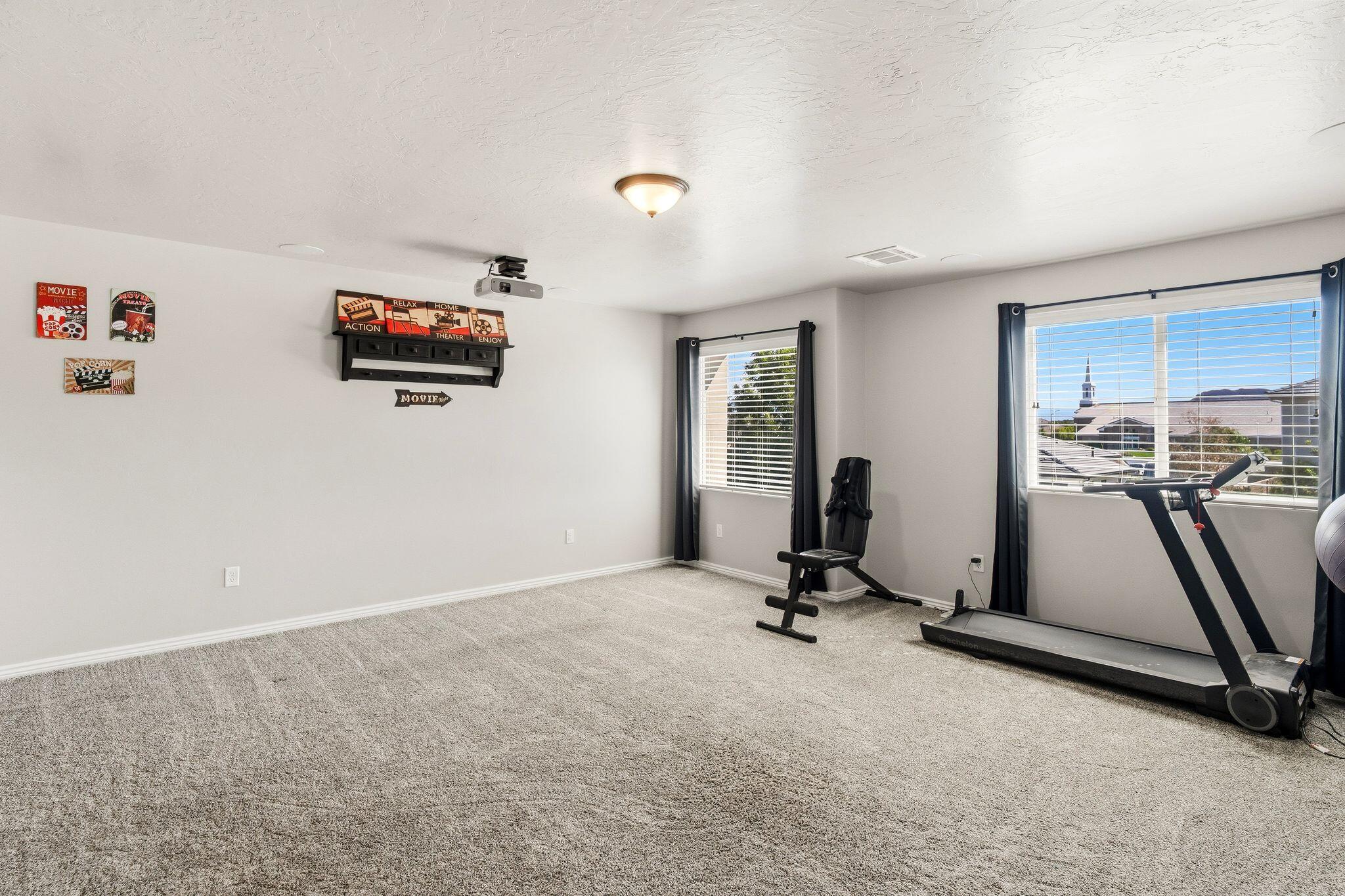 HAWTHORN ESTATES - Residential