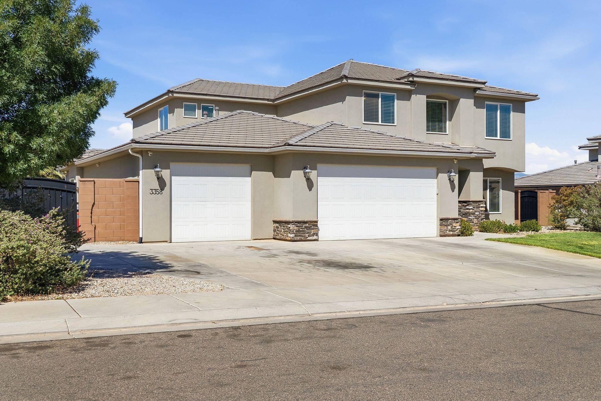 HAWTHORN ESTATES - Residential
