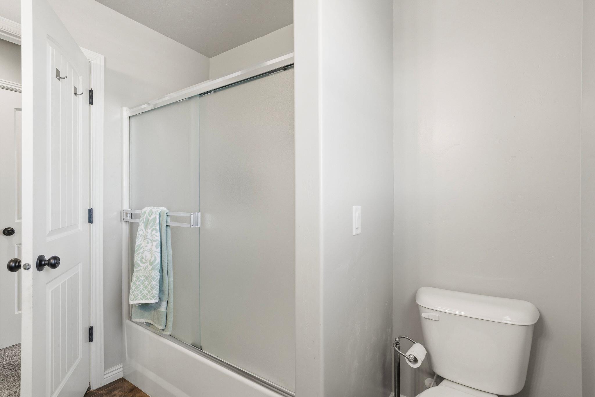 HAWTHORN ESTATES - Residential