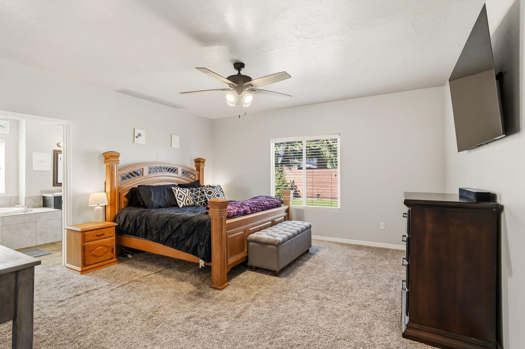 HAWTHORN ESTATES - Residential