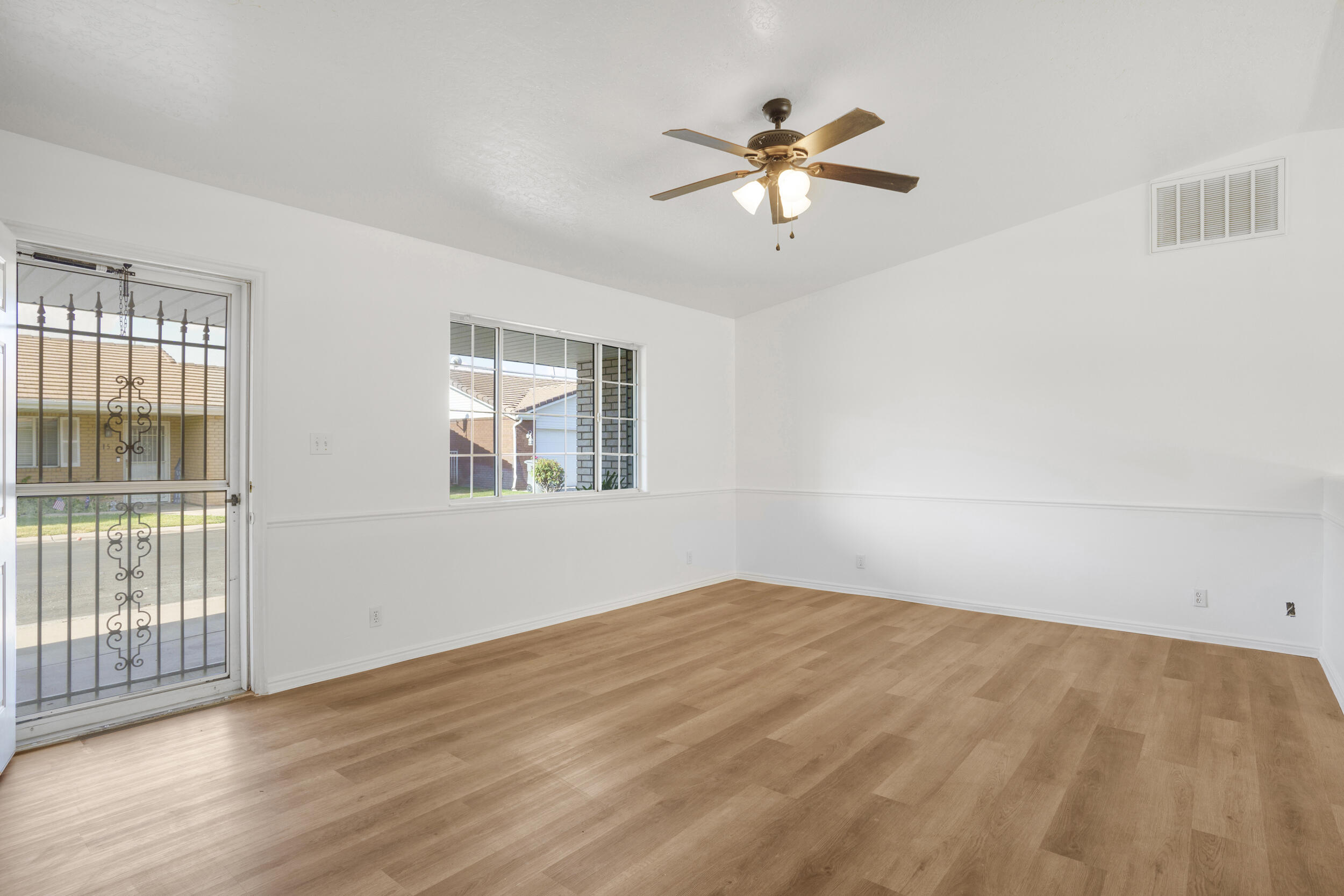 HERITAGE LANE TOWNHOMES - Residential
