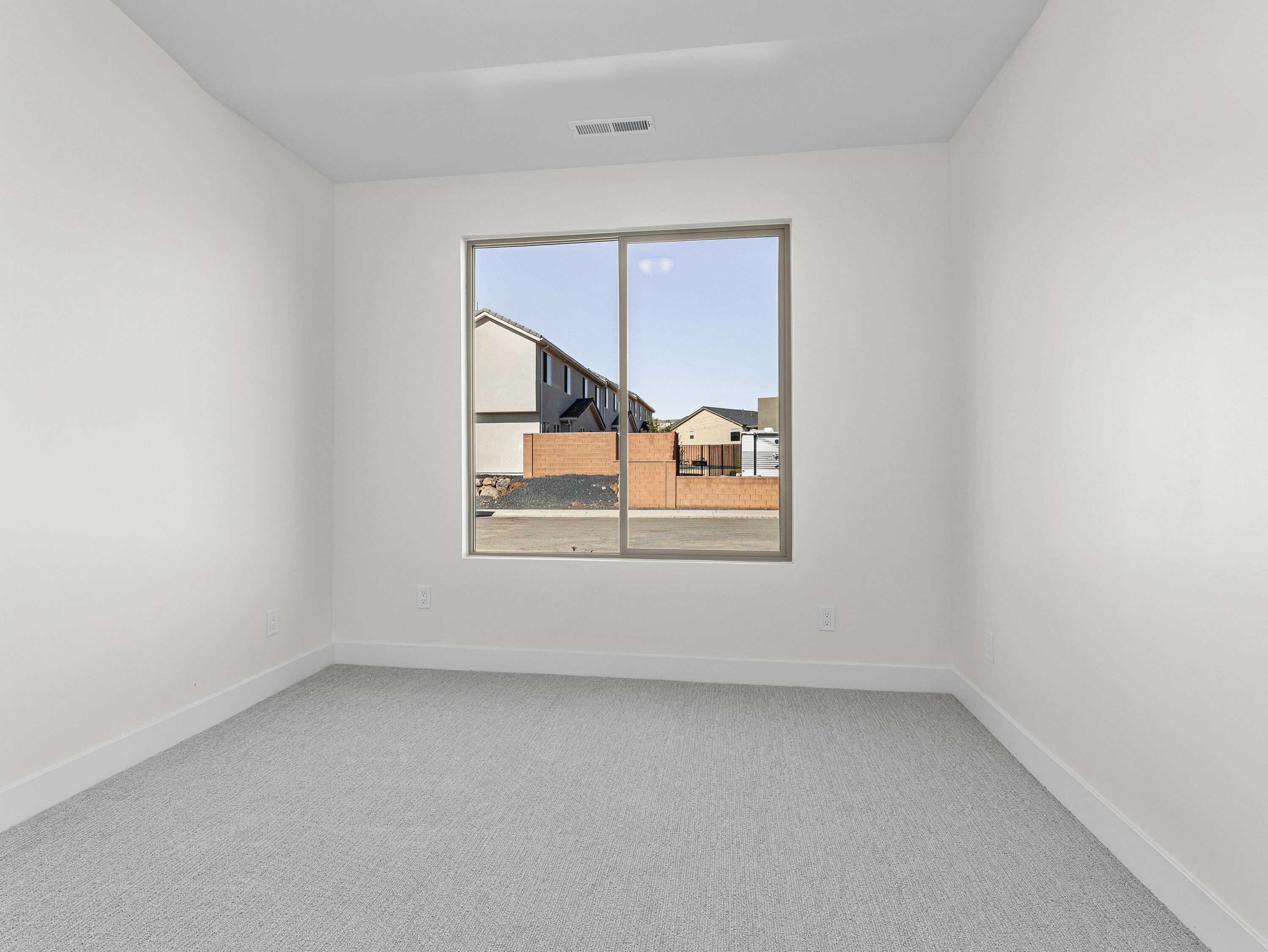 HURRICANE VIEWS - Residential Income