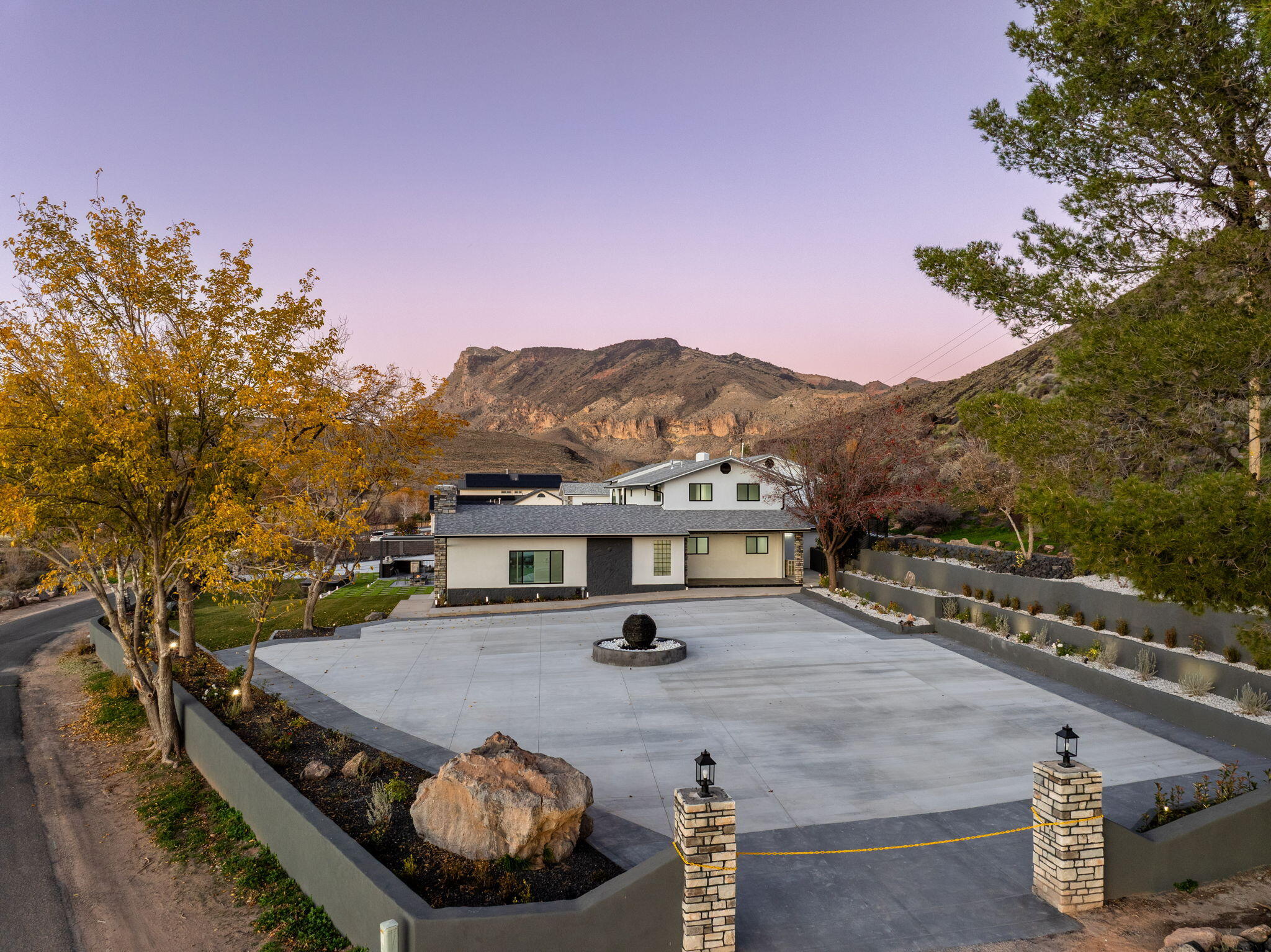 TOQUERVILLE TOWNSITE - Residential