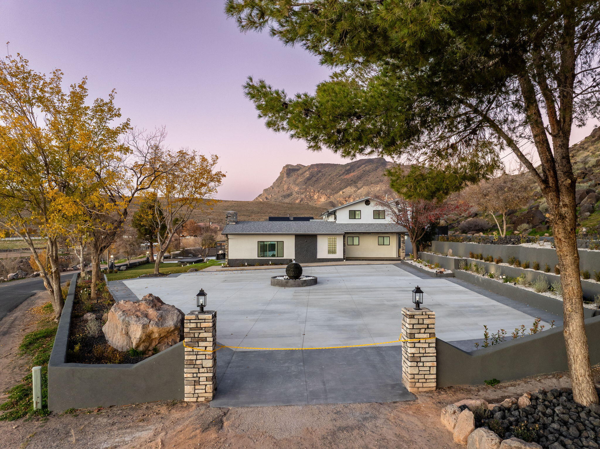 TOQUERVILLE TOWNSITE - Residential