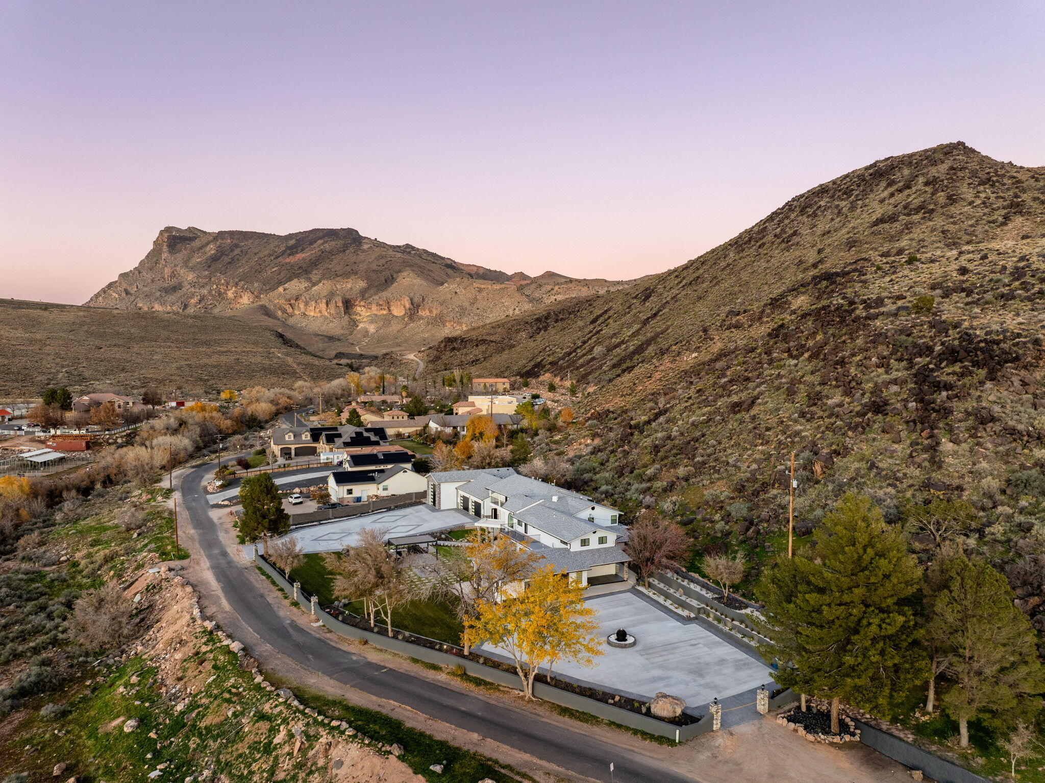 TOQUERVILLE TOWNSITE - Residential