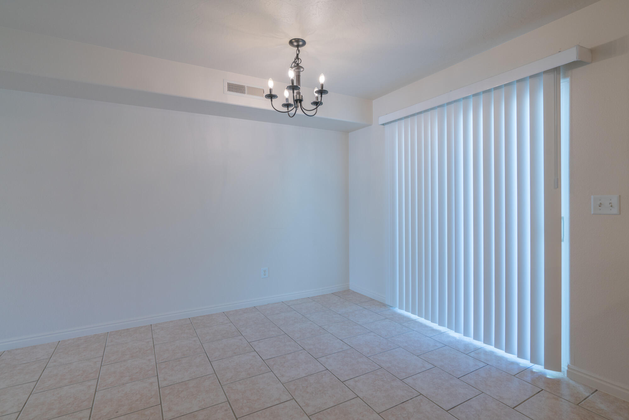 LEXINGTON HILLS TOWNHOMES - Residential