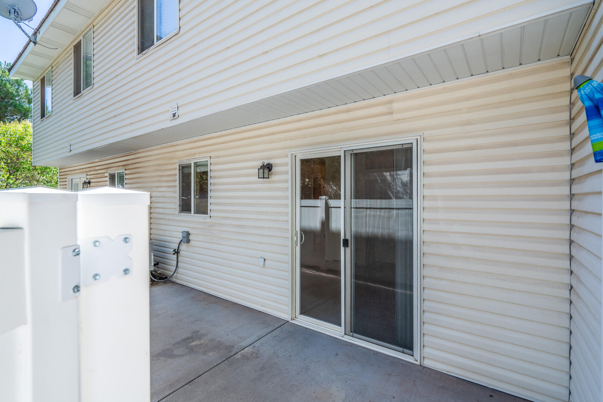 LEXINGTON HILLS TOWNHOMES - Residential