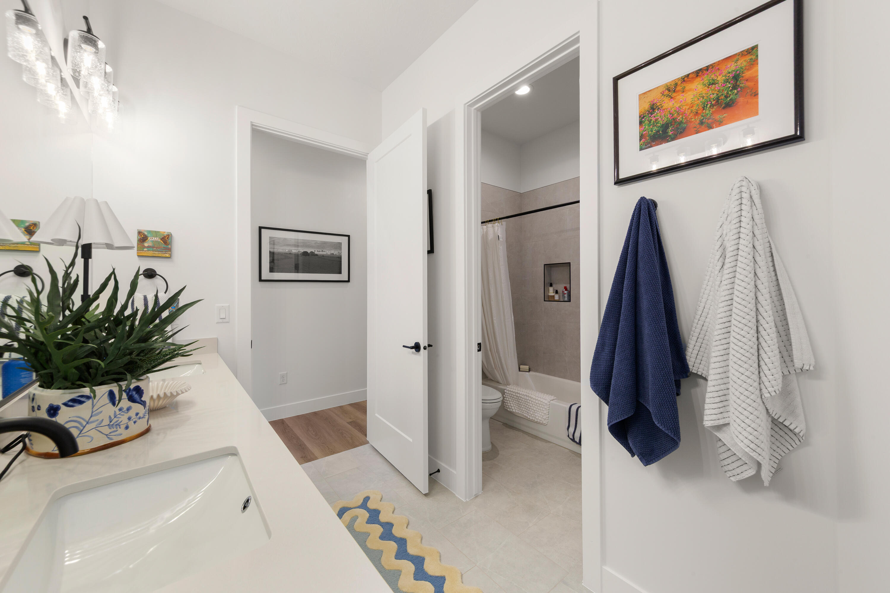SERENITY ESTATES - Residential