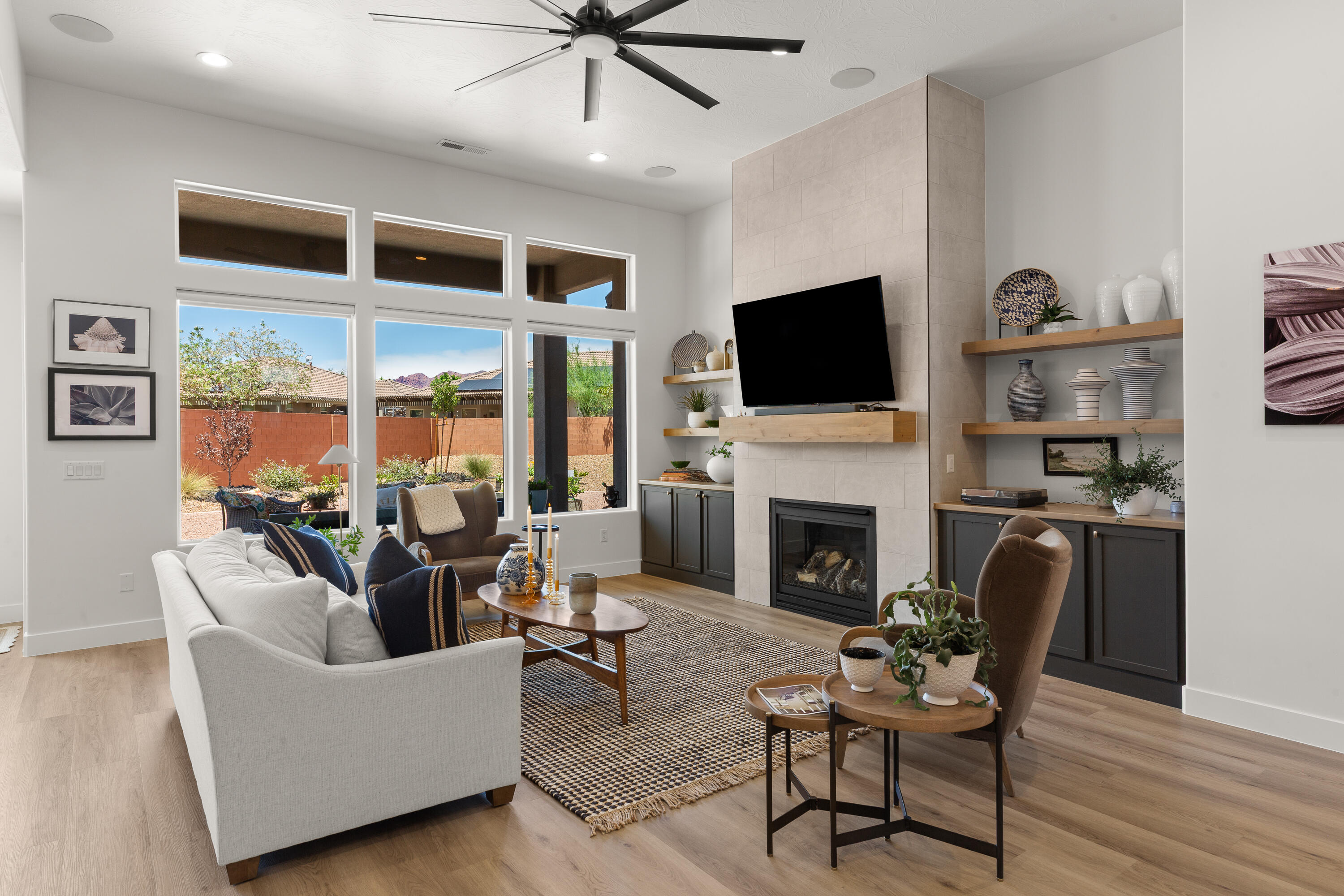 SERENITY ESTATES - Residential