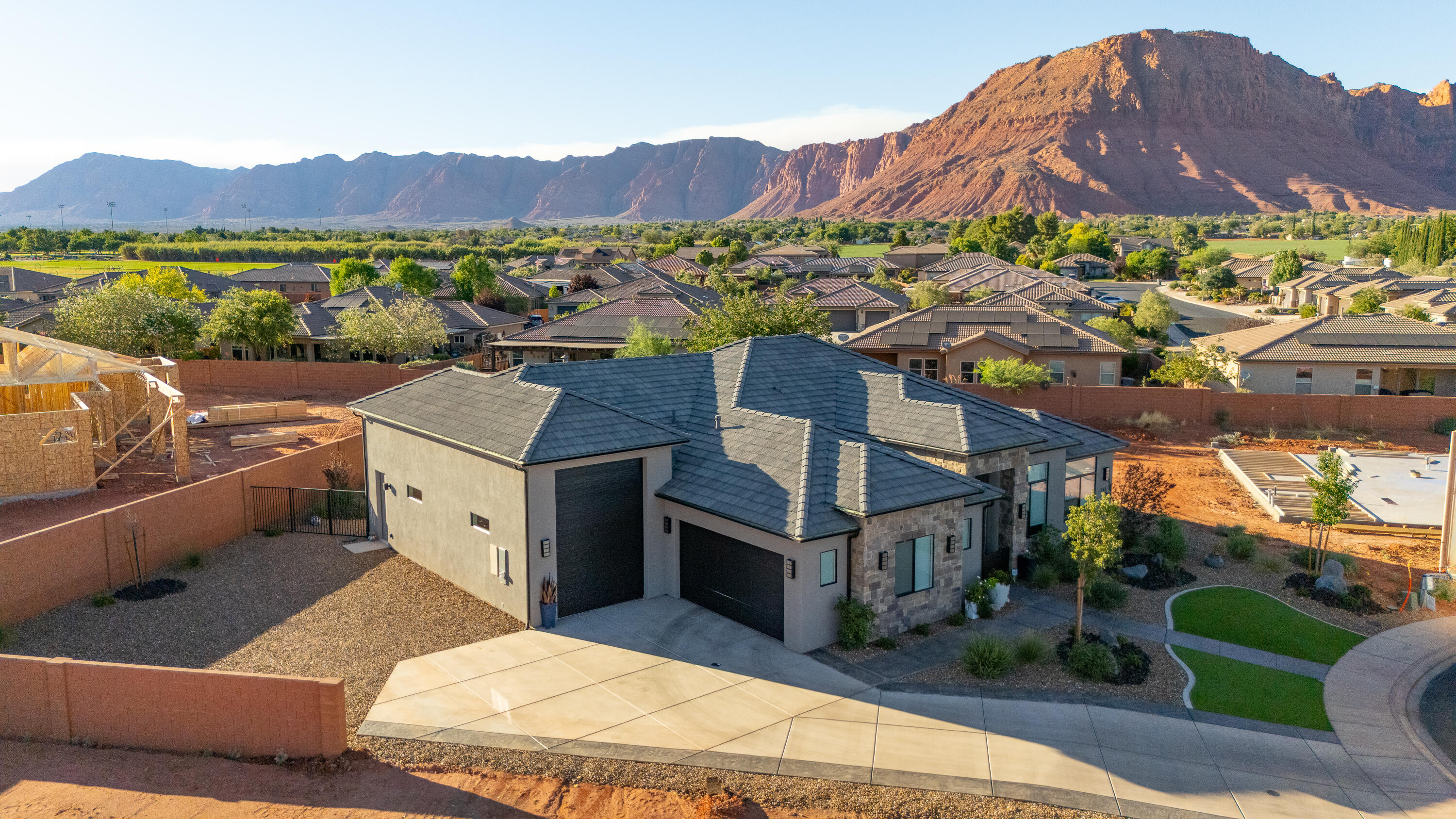 SERENITY ESTATES - Residential