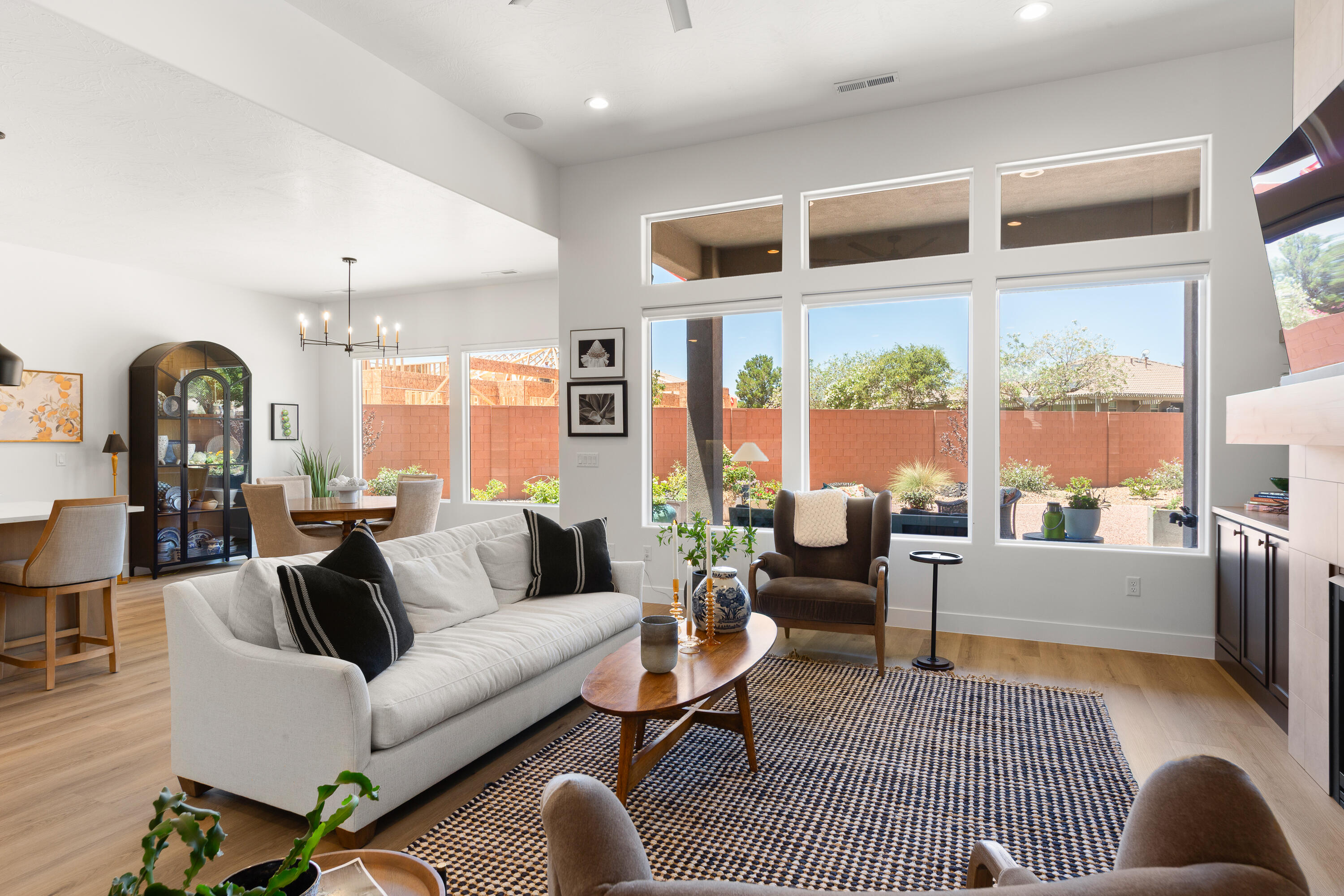 SERENITY ESTATES - Residential