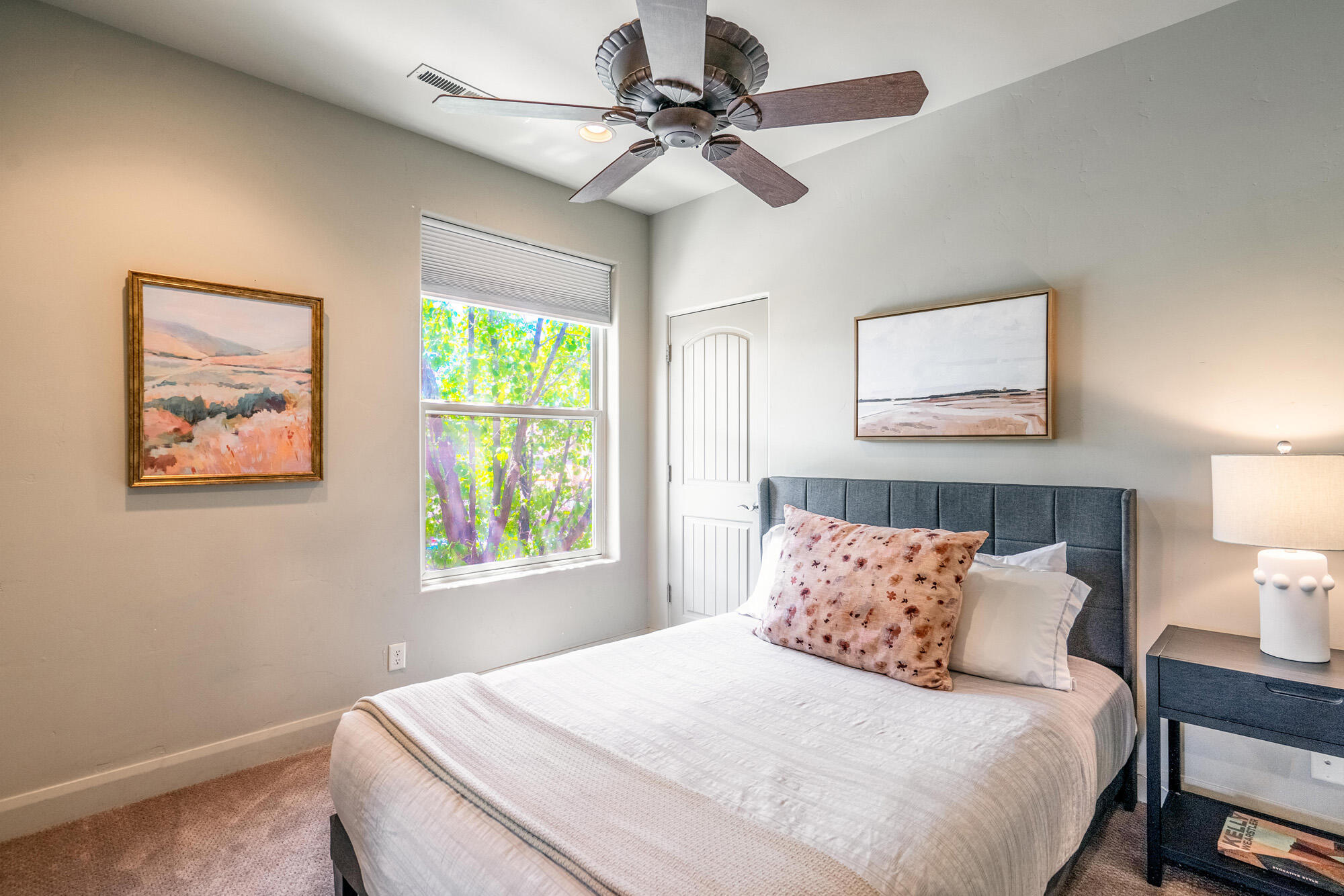 POINT VISTA CONDOS - Residential