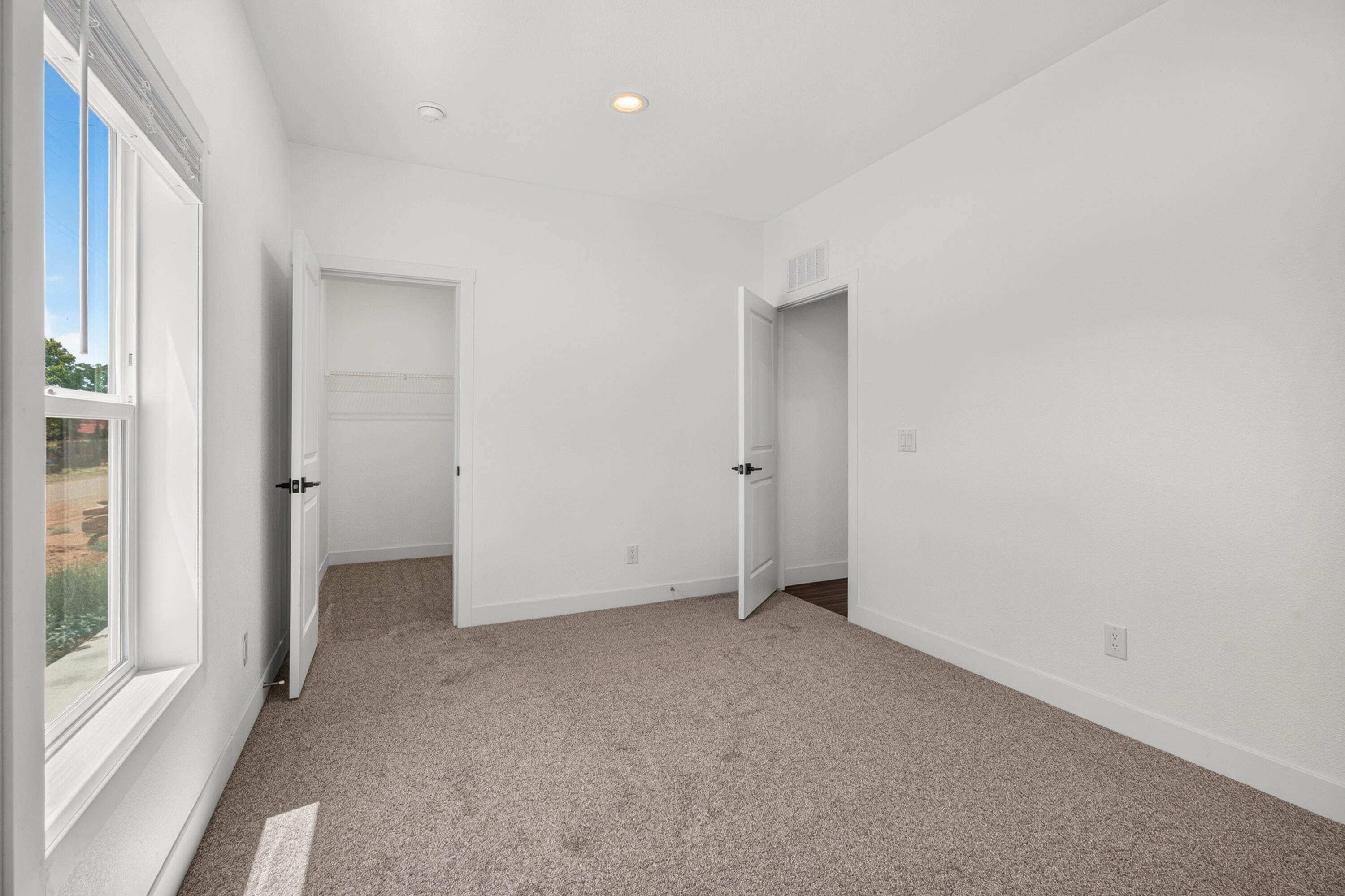 SHORT CREEK - Residential