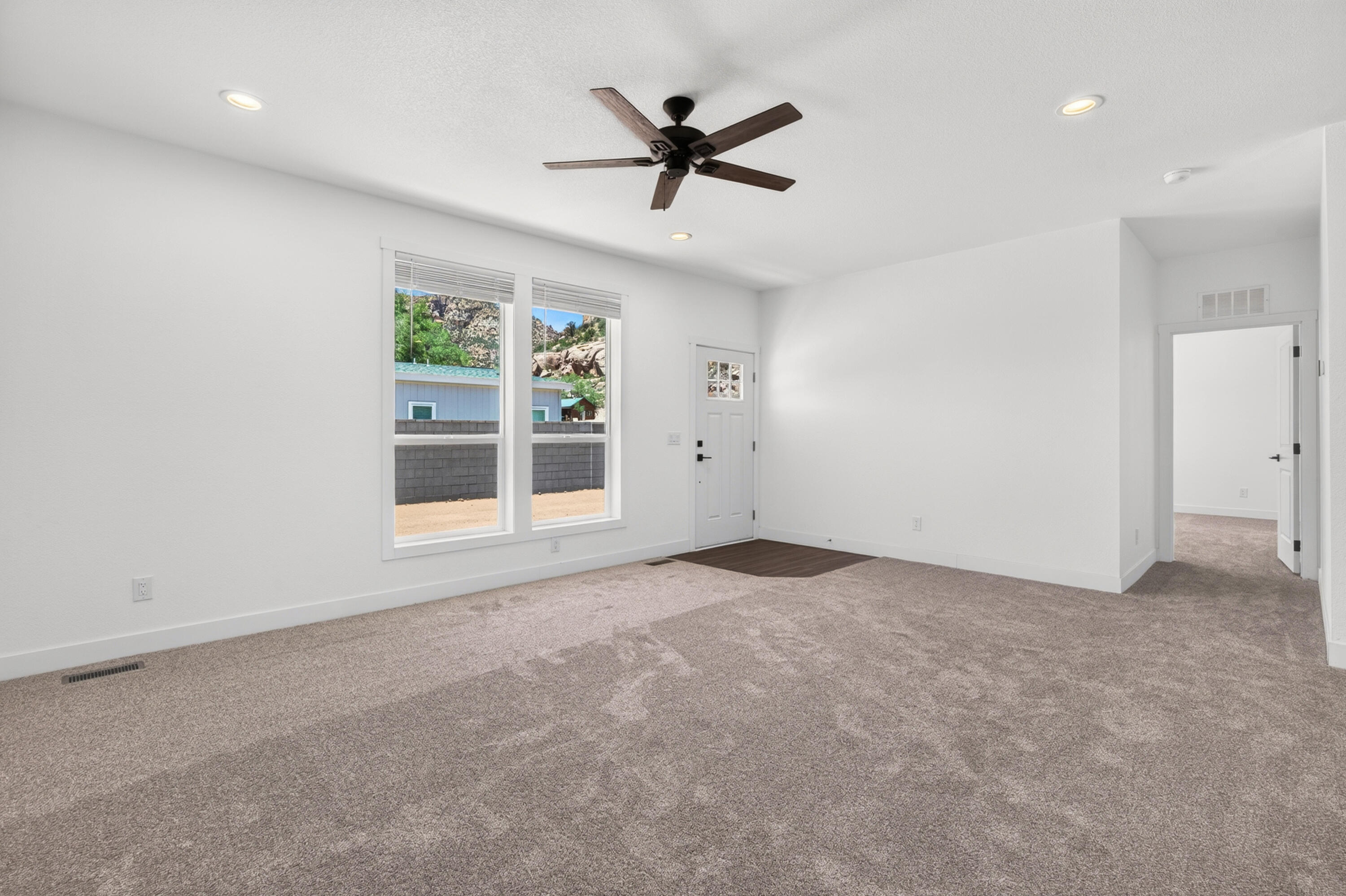 SHORT CREEK - Residential