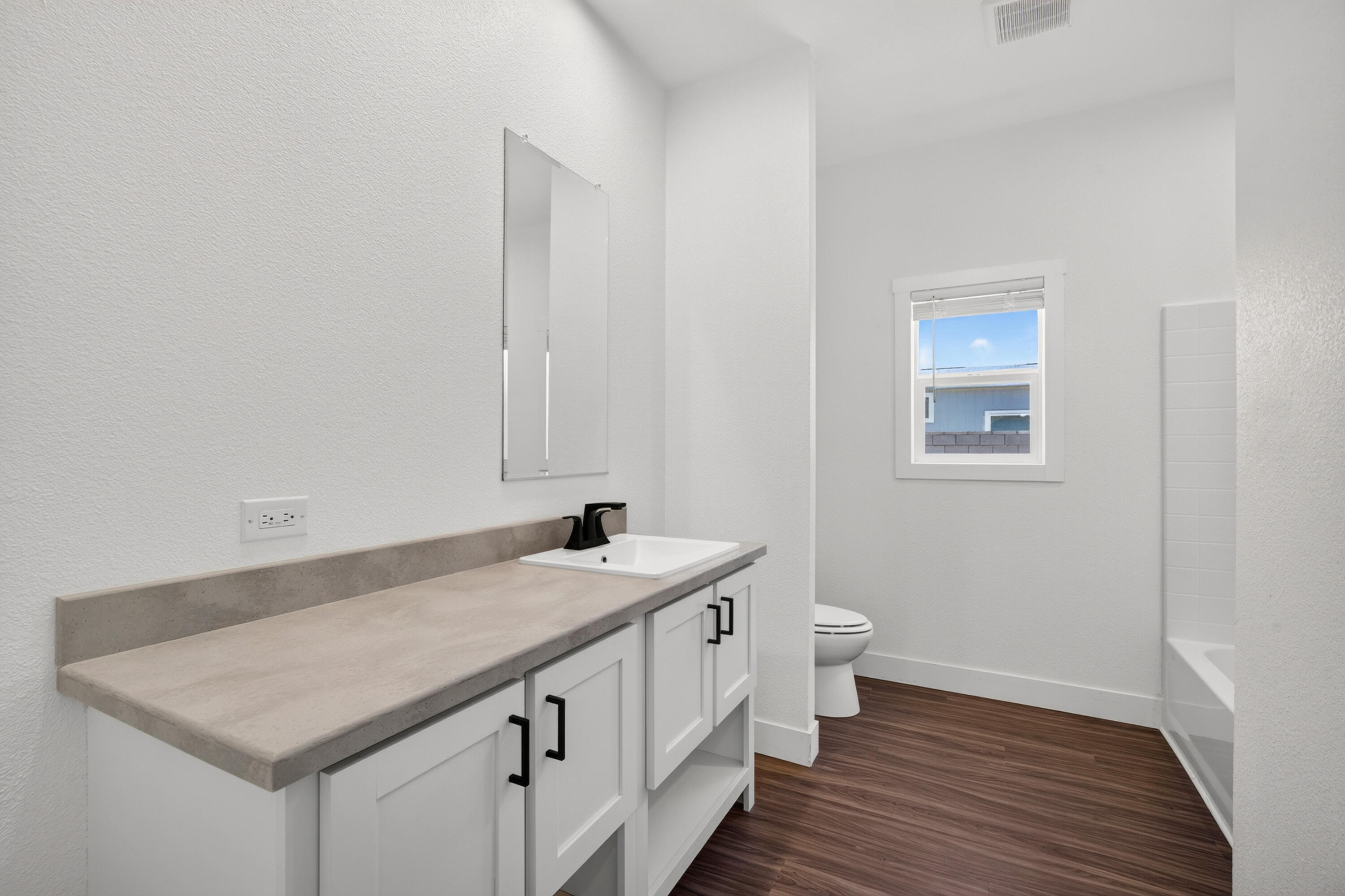 SHORT CREEK - Residential