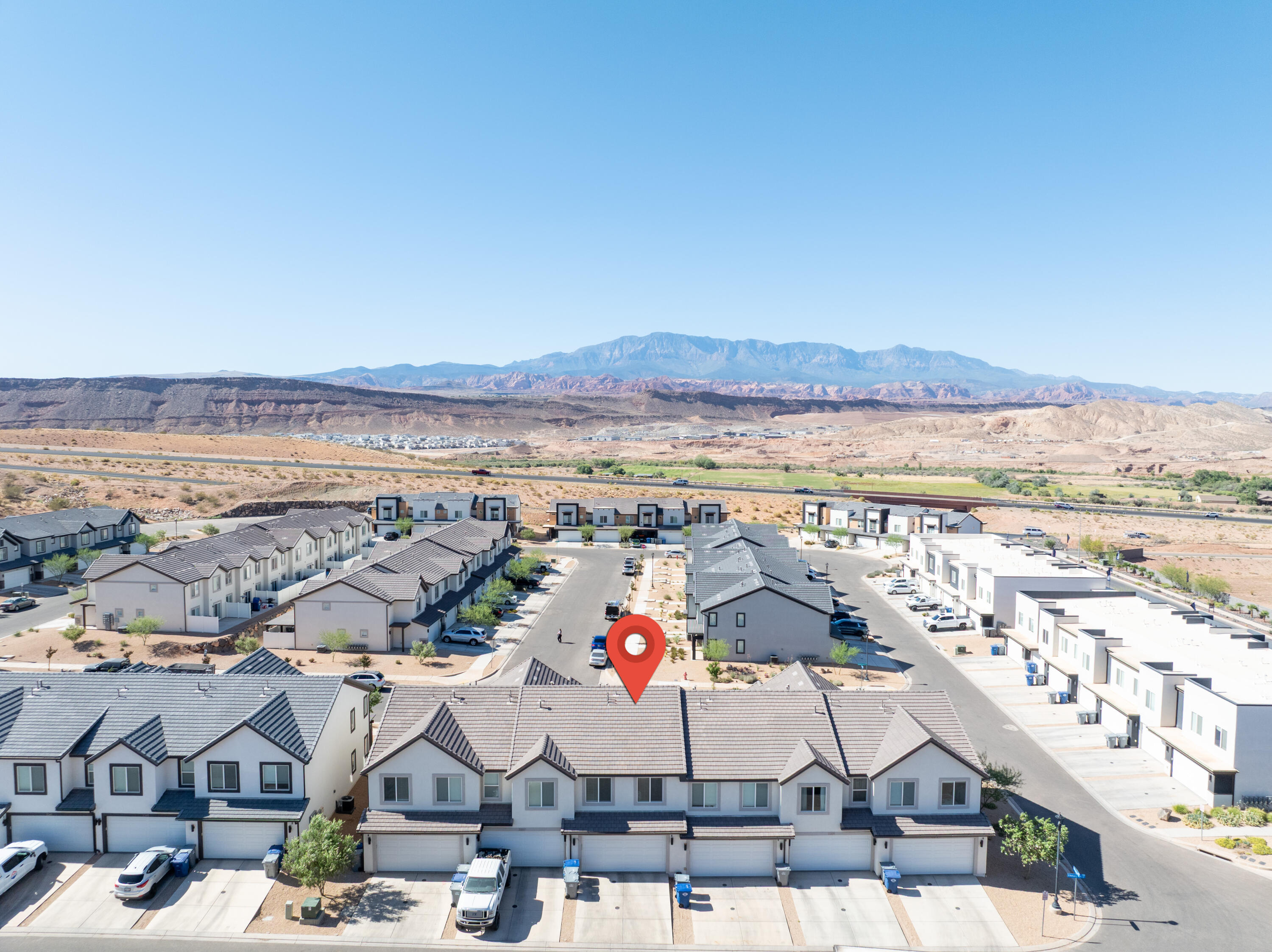 LABYRINTH PT AT LG VALLEY - Residential