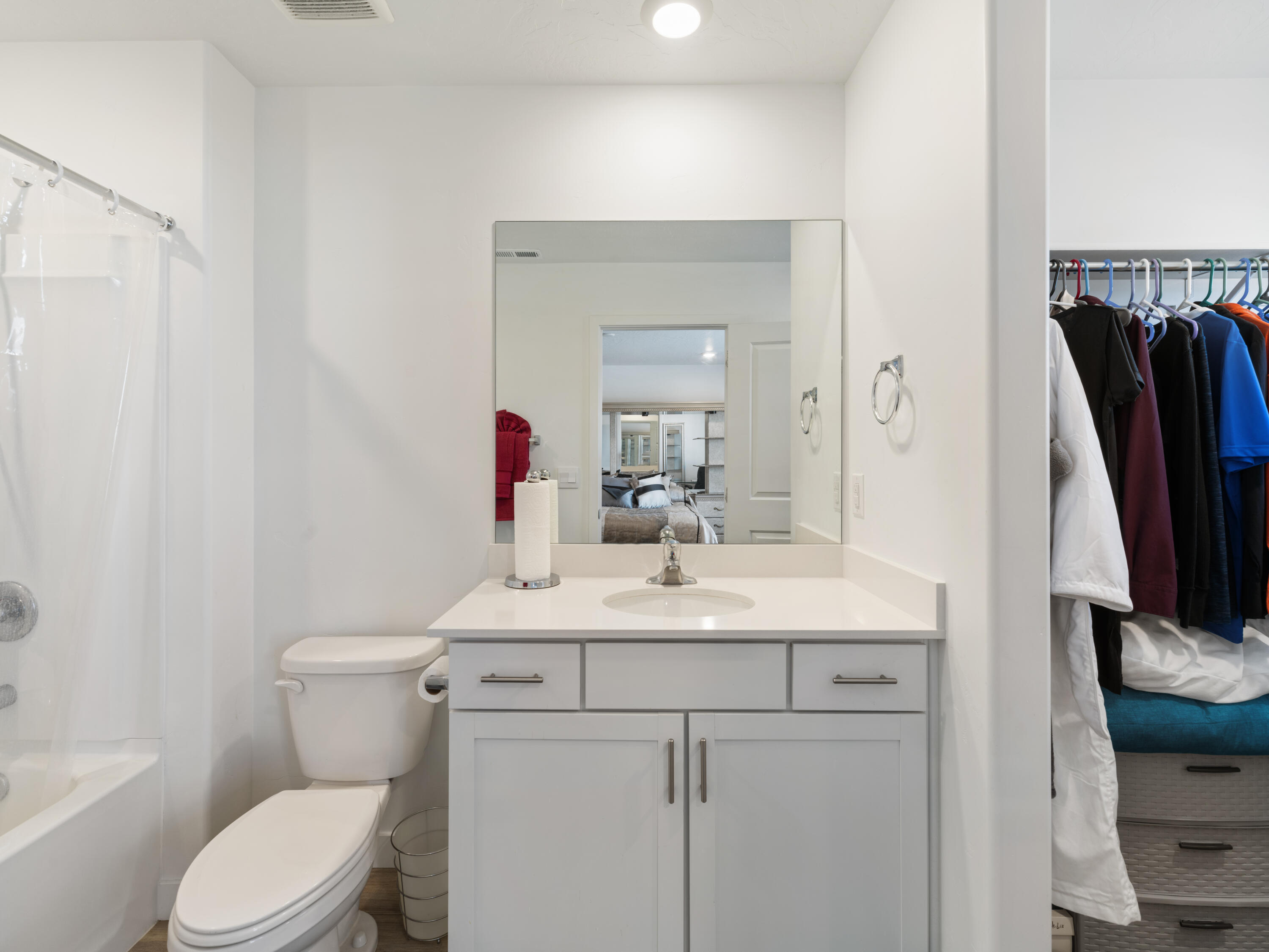 LABYRINTH PT AT LG VALLEY - Residential
