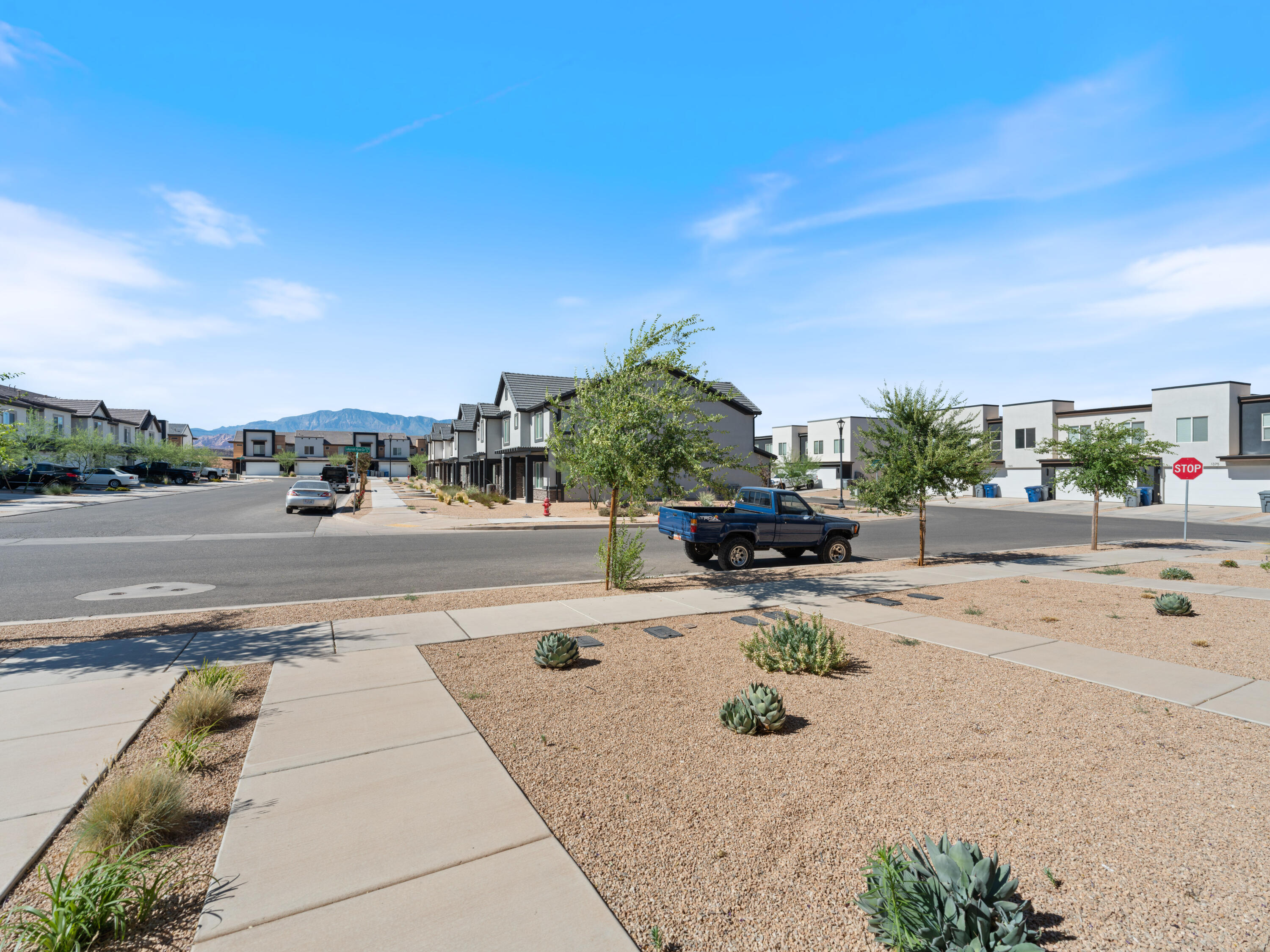 LABYRINTH PT AT LG VALLEY - Residential