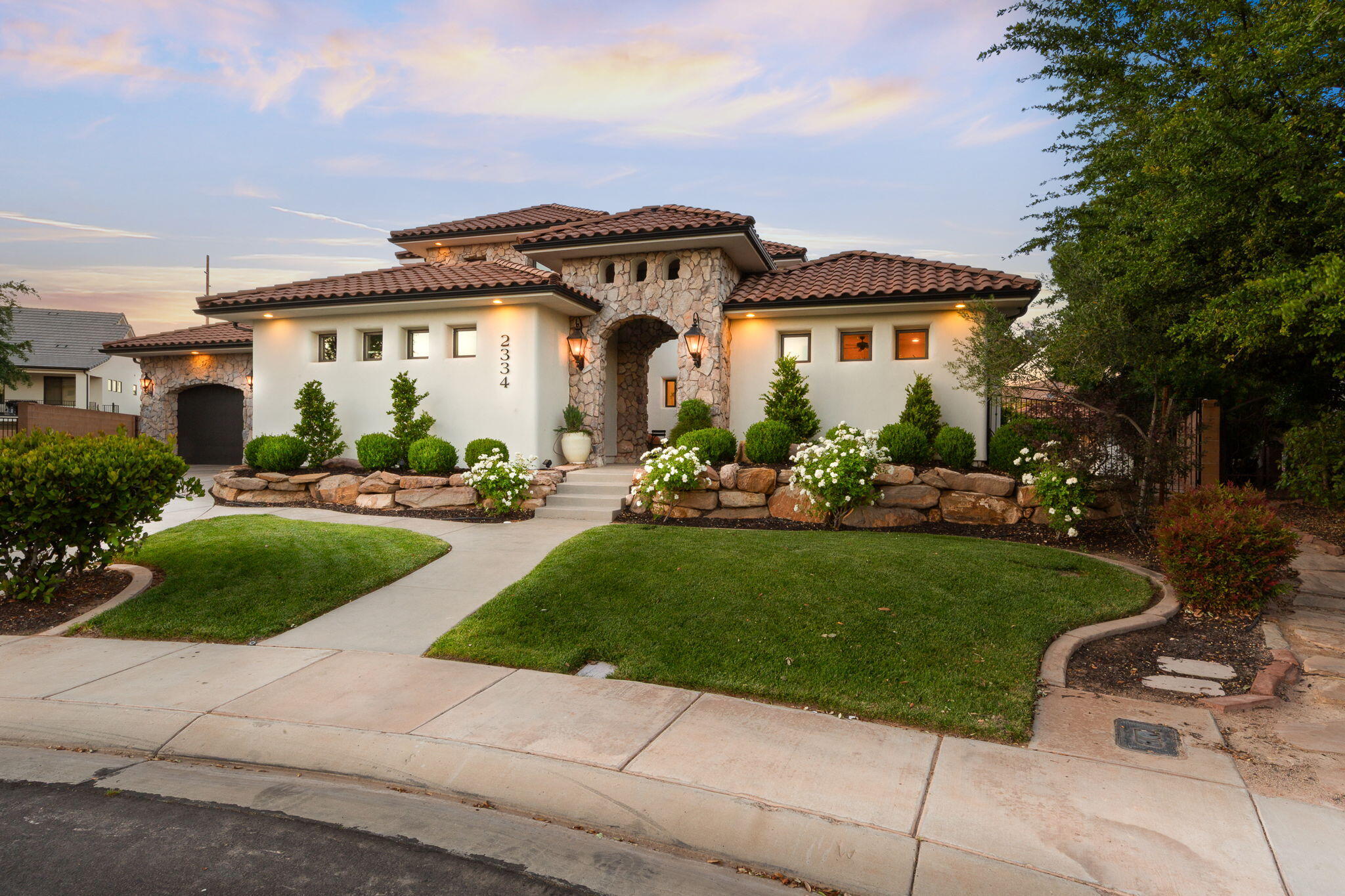 ARROWHEAD ESTATES - Residential