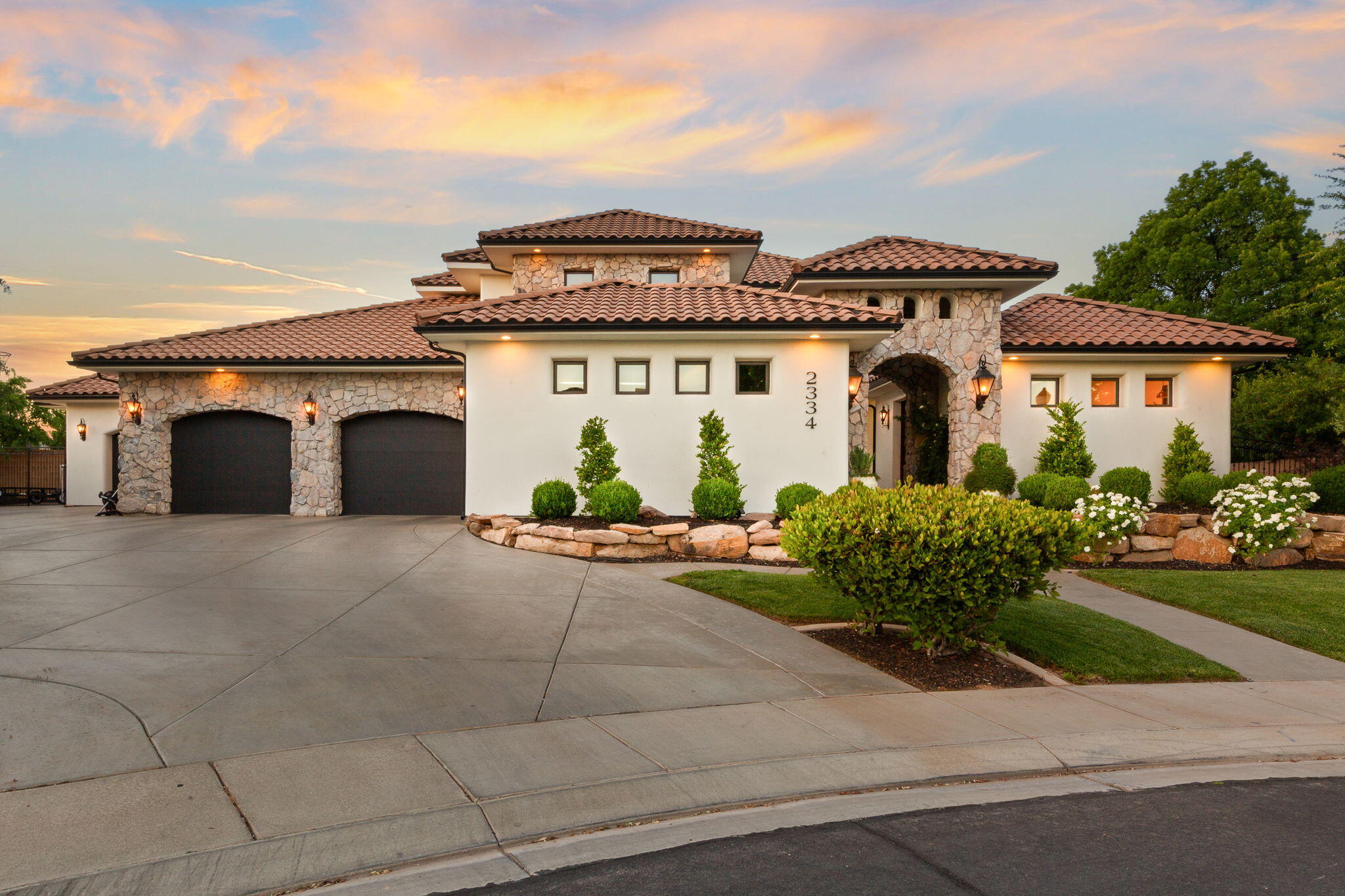 ARROWHEAD ESTATES - Residential