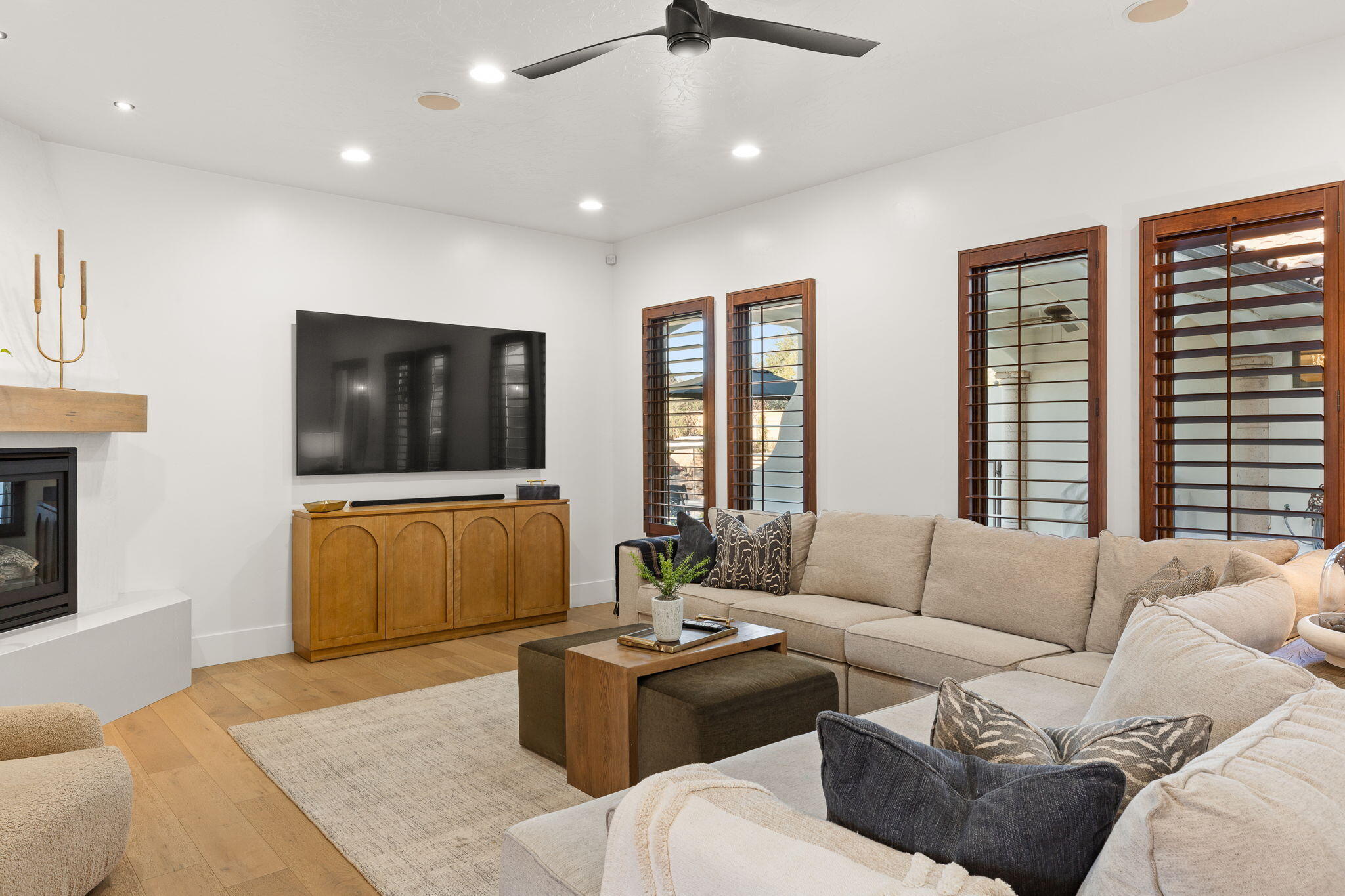 ARROWHEAD ESTATES - Residential