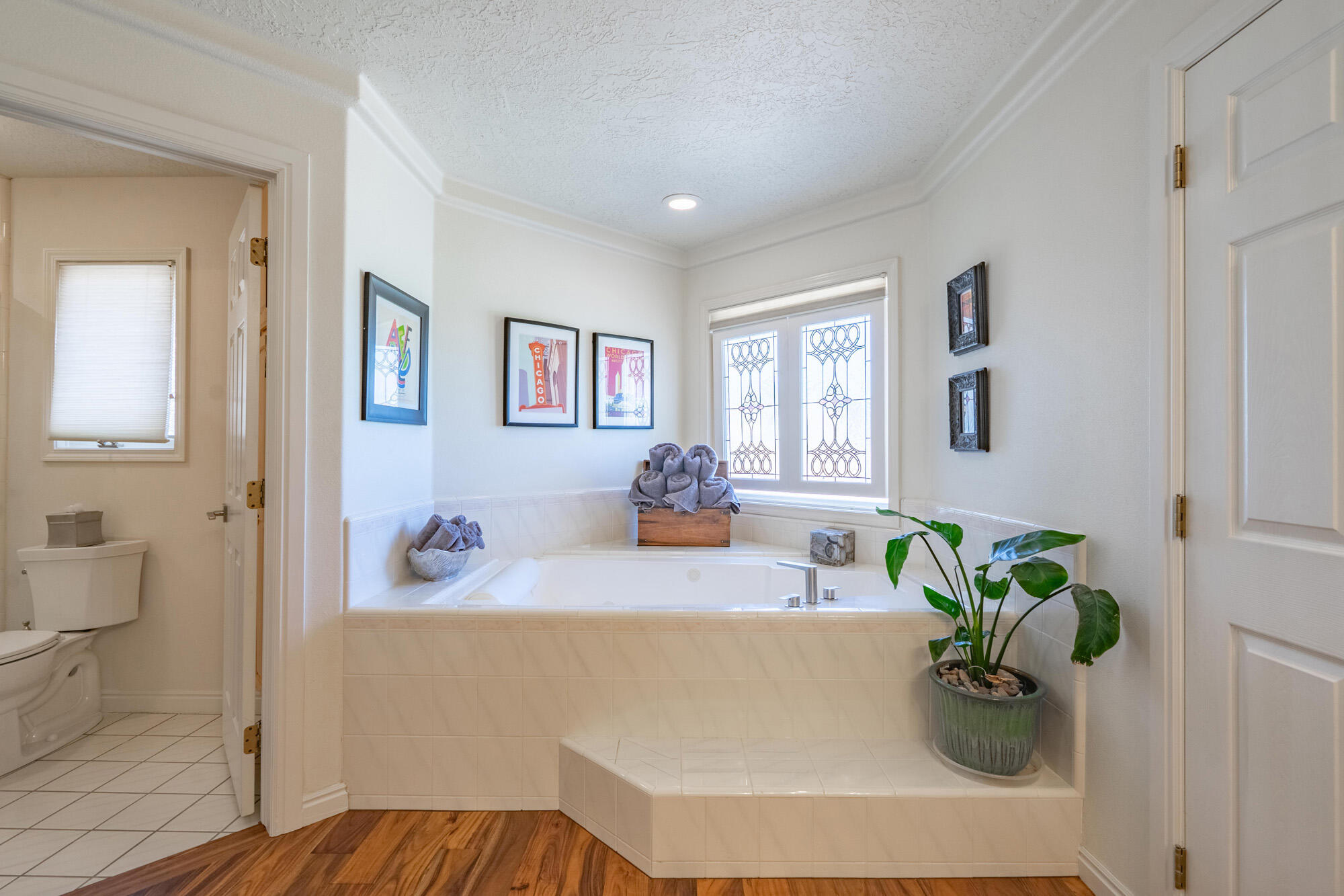 FAIRWAY HILLS - Residential