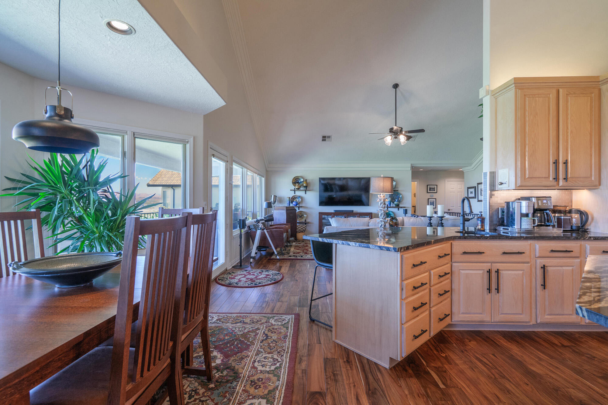 FAIRWAY HILLS - Residential