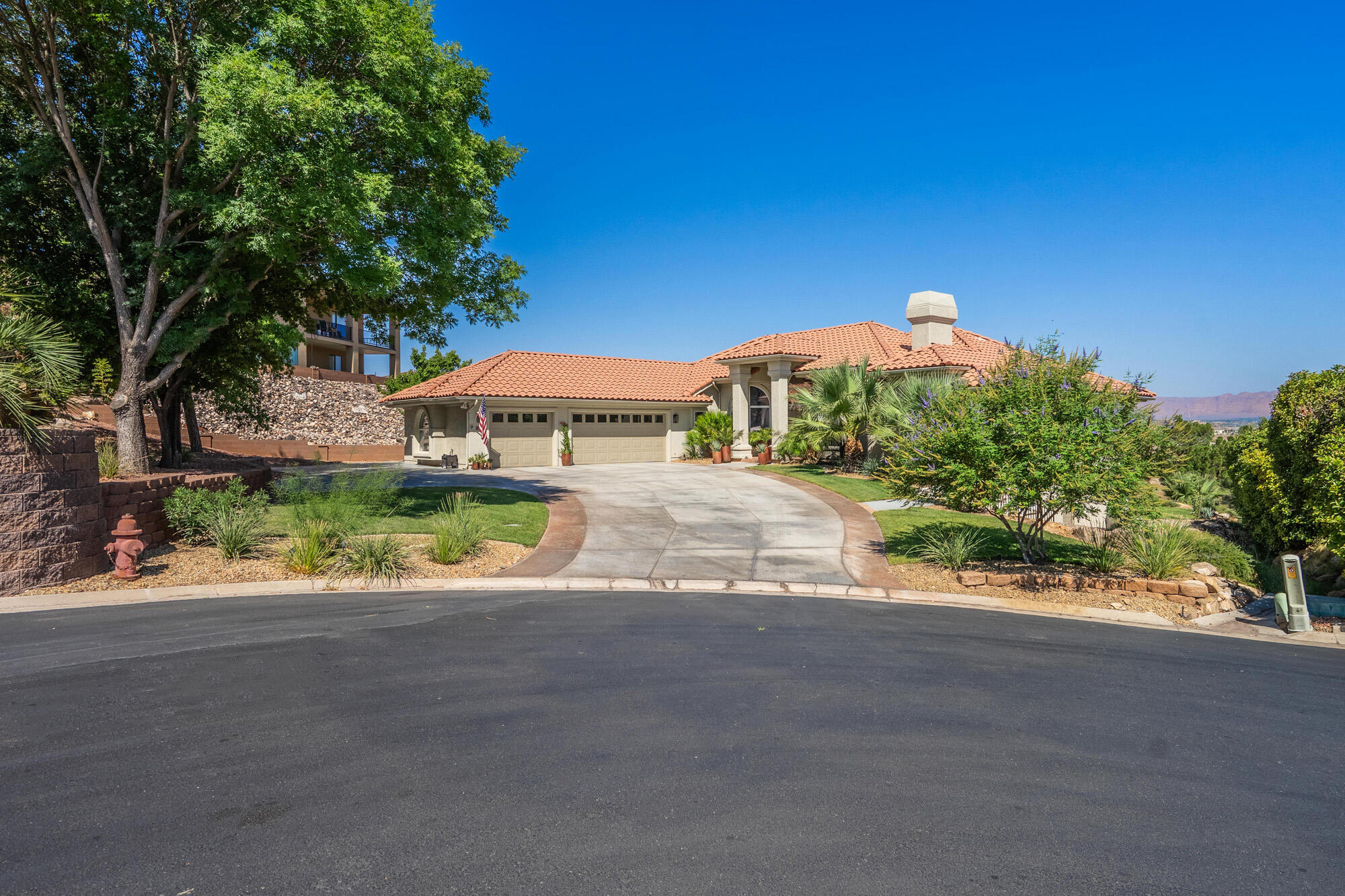 FAIRWAY HILLS - Residential