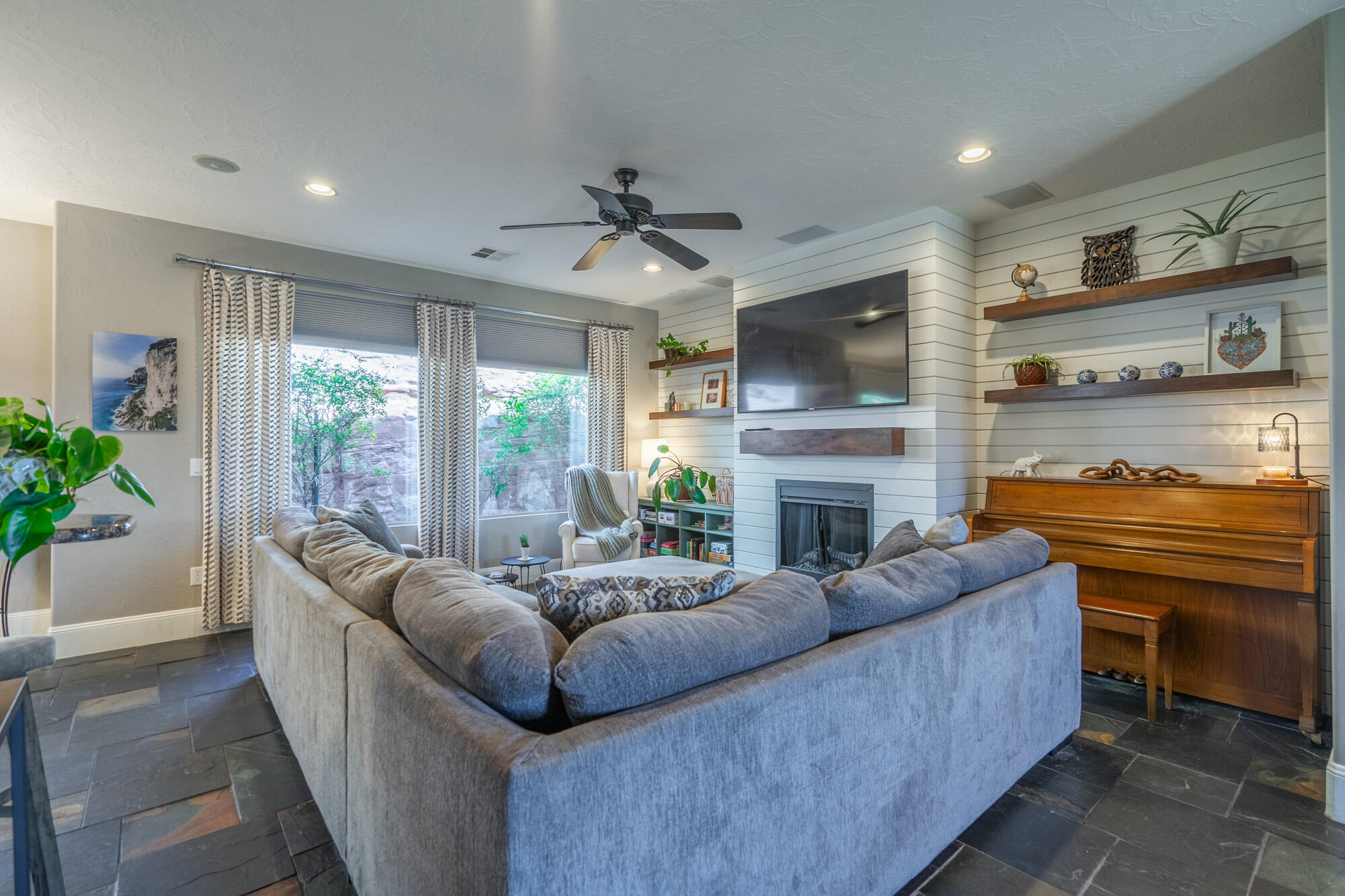 COPPER HILLS - Residential