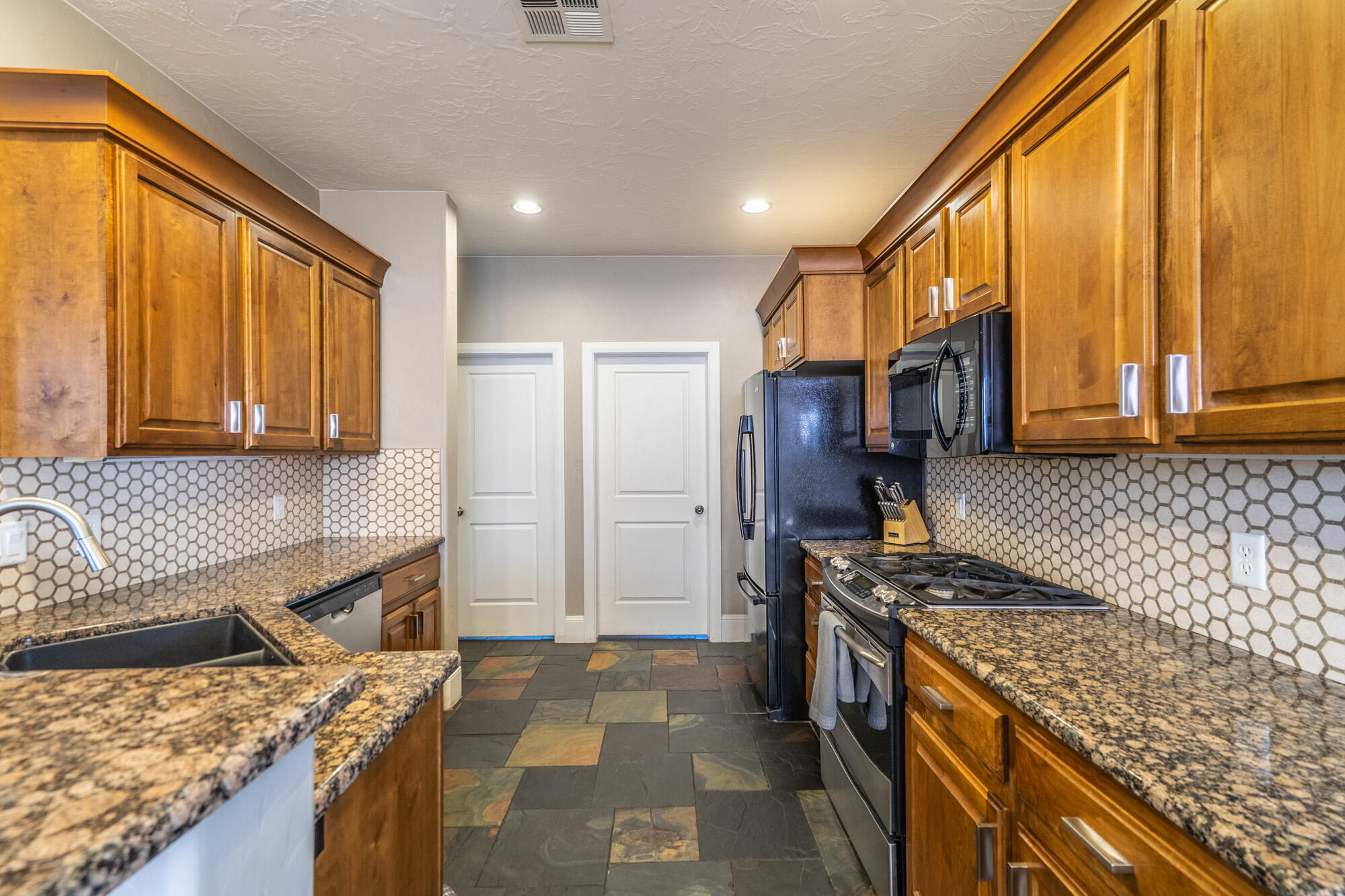 COPPER HILLS - Residential
