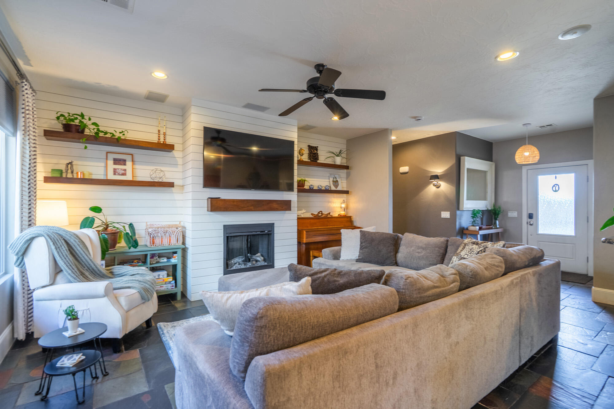 COPPER HILLS - Residential