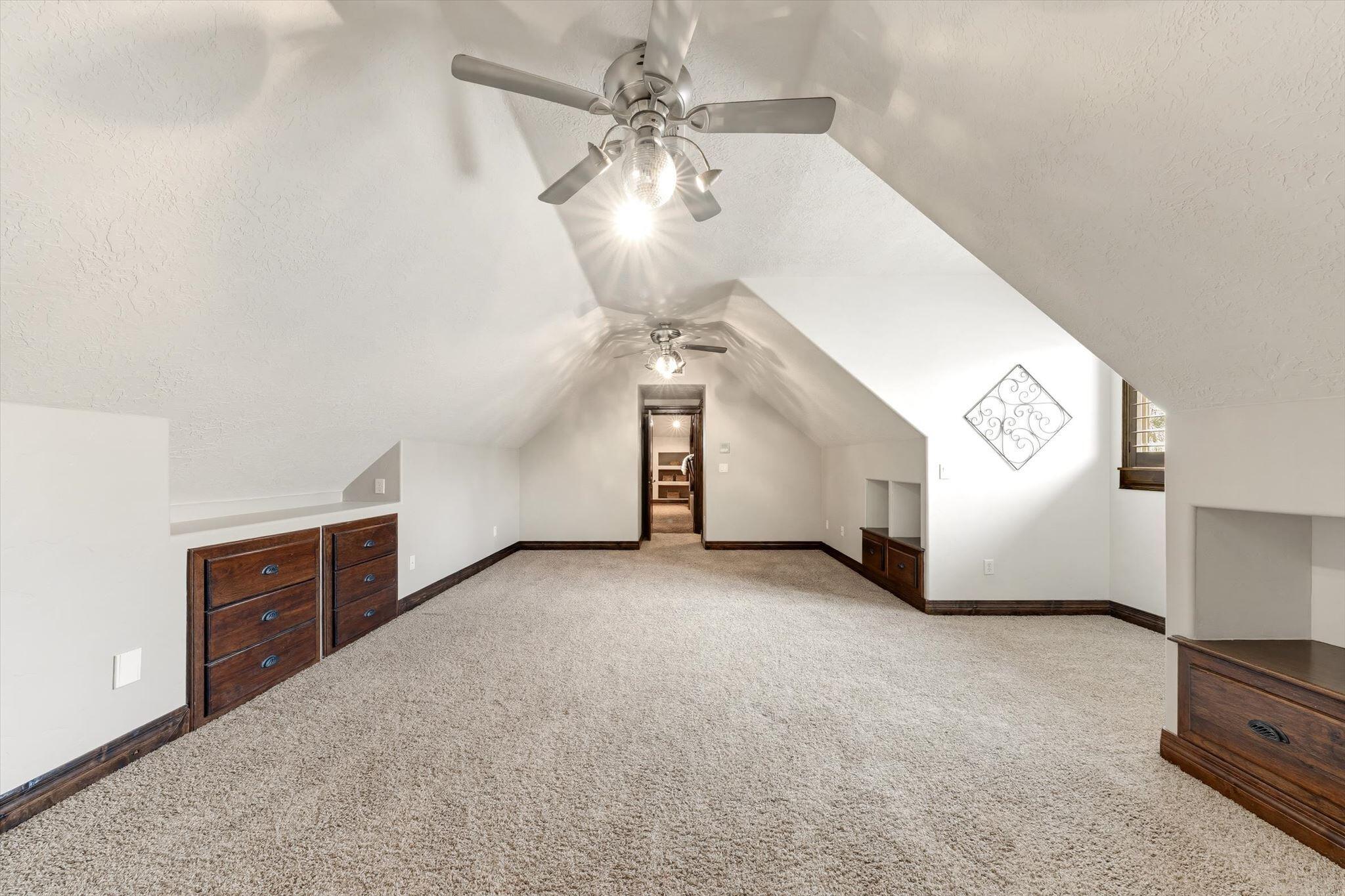 CHAPARRAL RIDGE - Residential