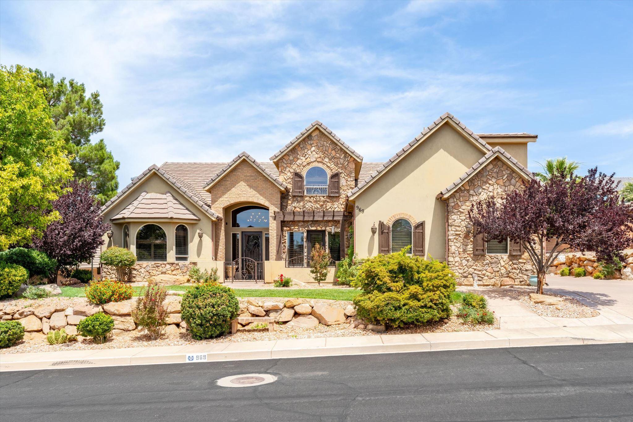 CHAPARRAL RIDGE - Residential