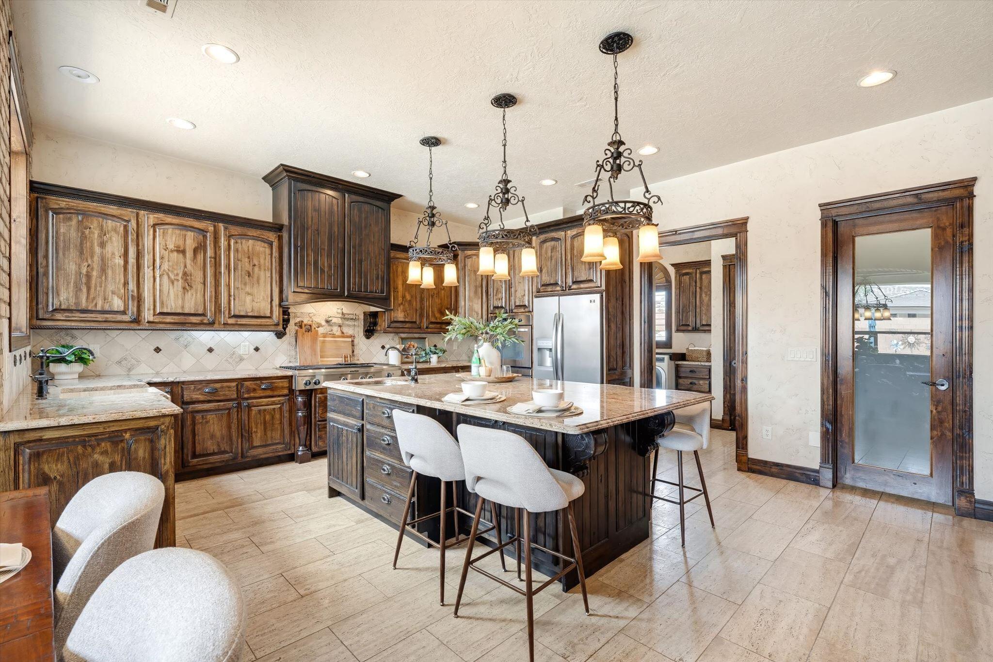 CHAPARRAL RIDGE - Residential
