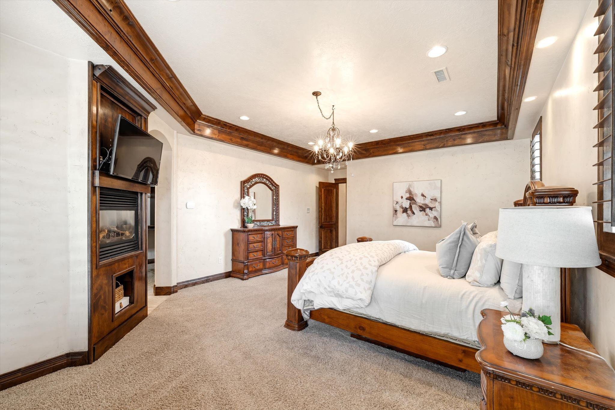 CHAPARRAL RIDGE - Residential
