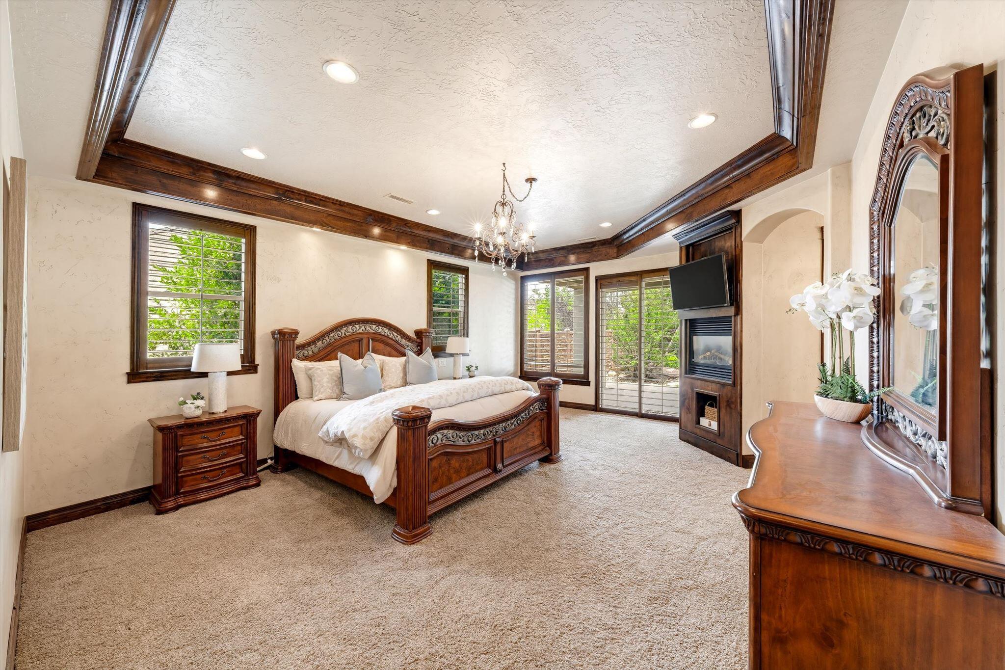 CHAPARRAL RIDGE - Residential