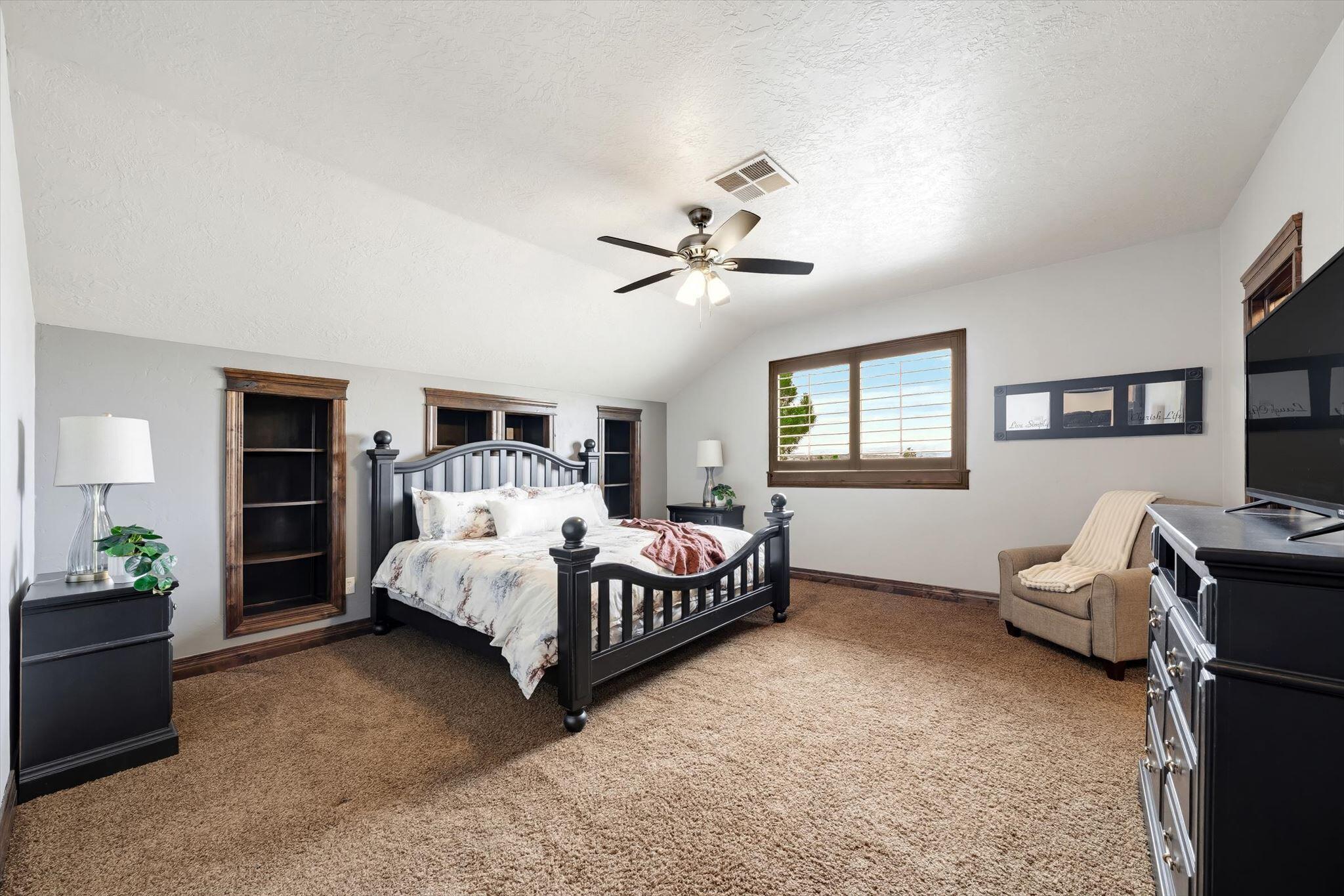CHAPARRAL RIDGE - Residential