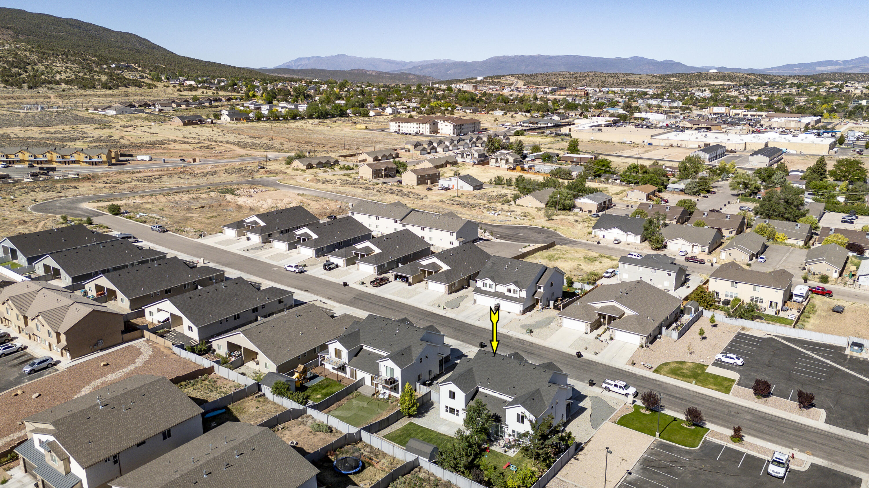 MOUNTAIN VISTA - Residential