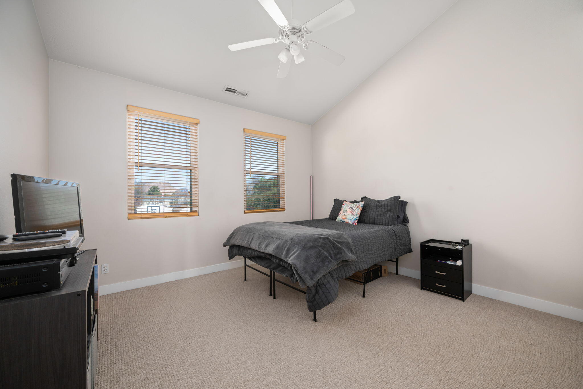 PINE VIEW ESTATES - Residential