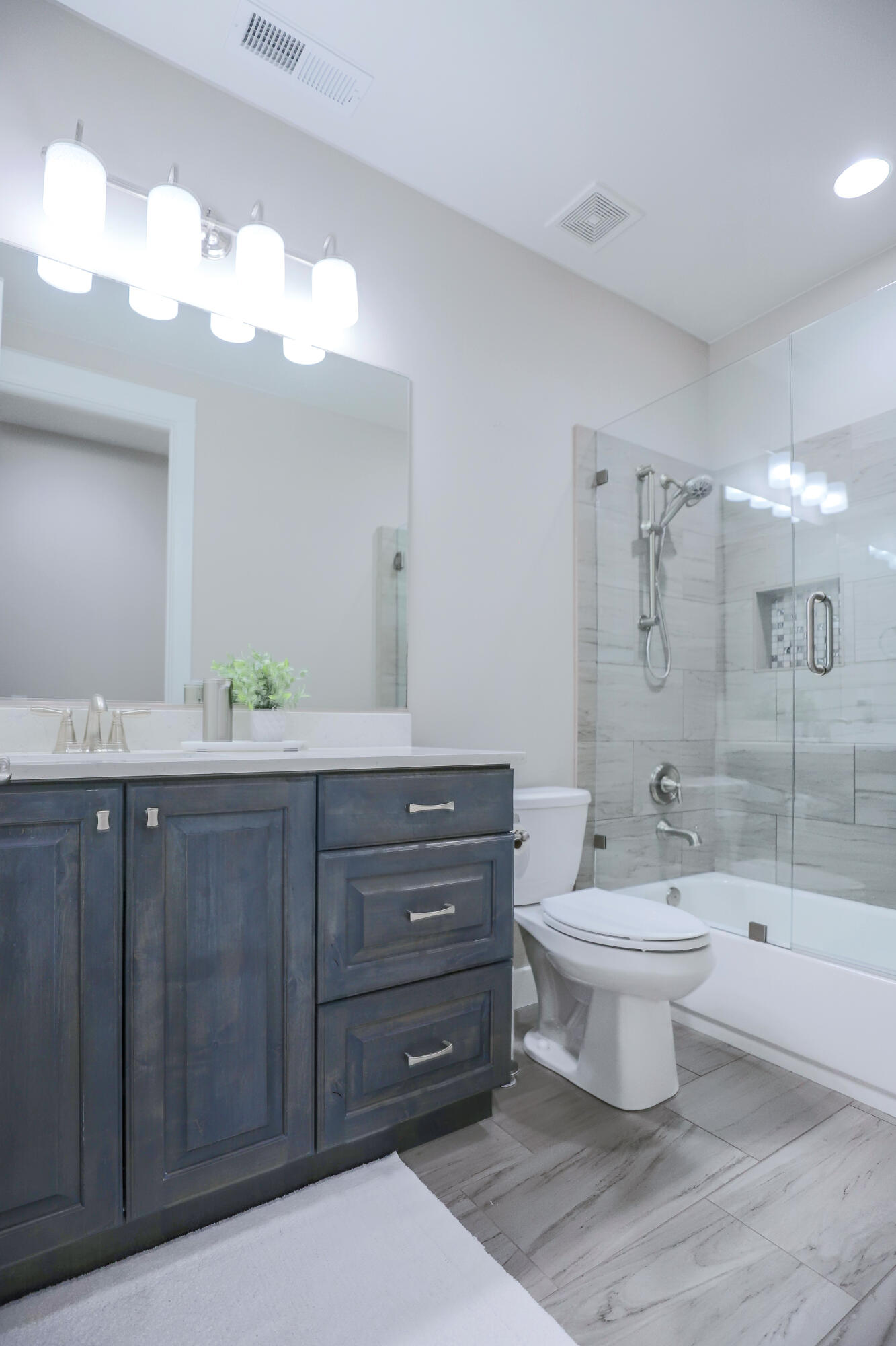 BRIDLE GATE ESTATES - Residential