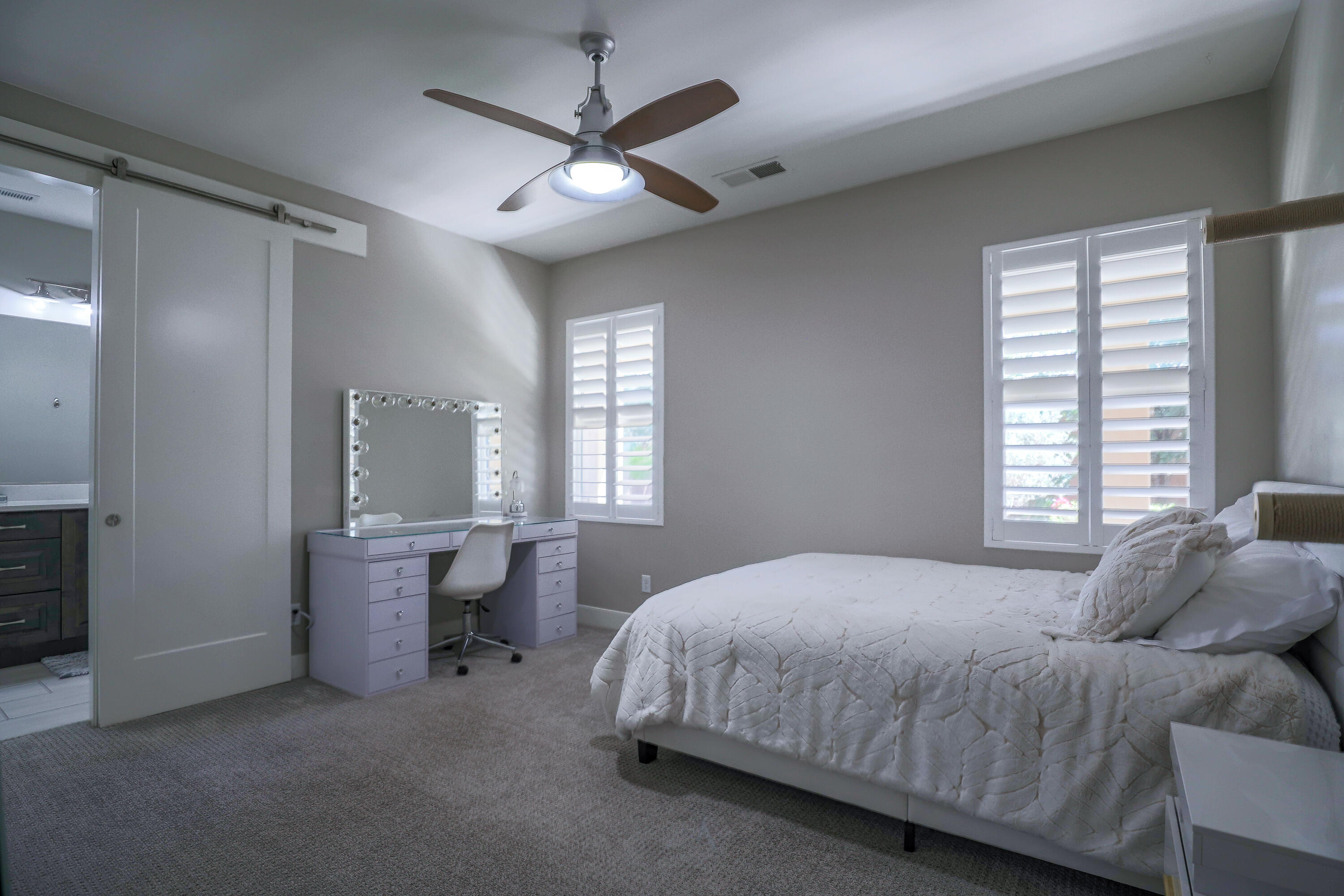 BRIDLE GATE ESTATES - Residential