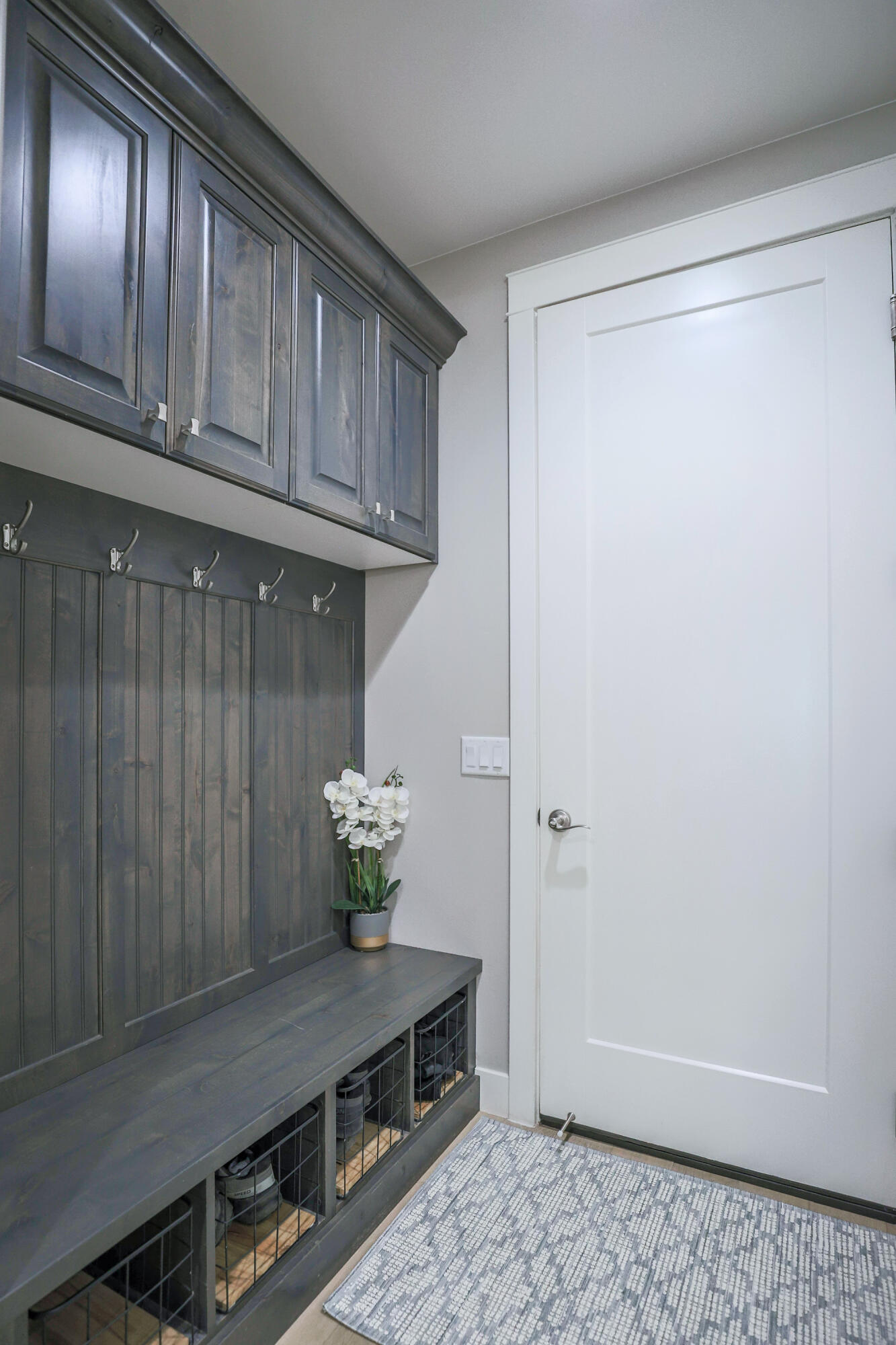 BRIDLE GATE ESTATES - Residential