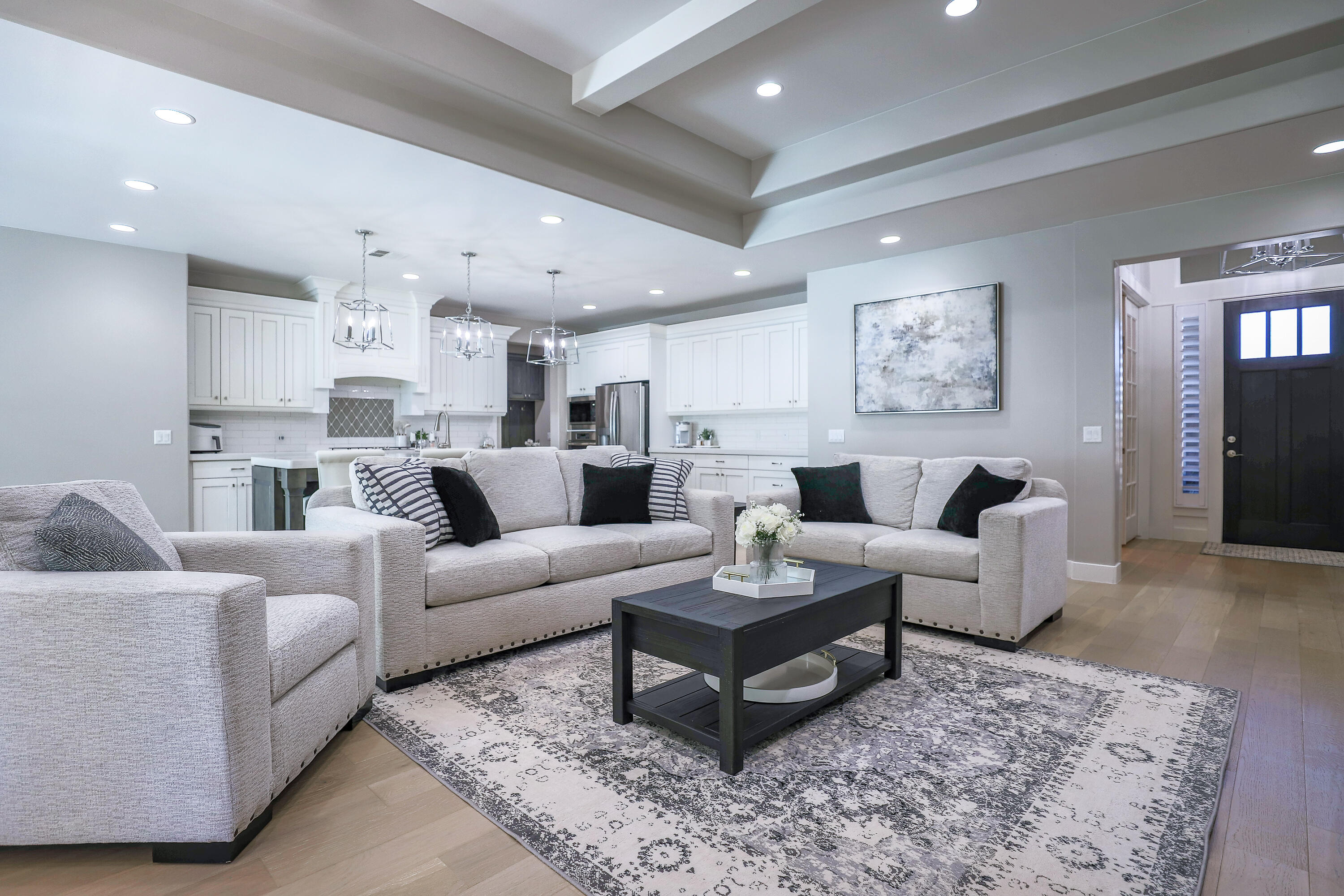BRIDLE GATE ESTATES - Residential