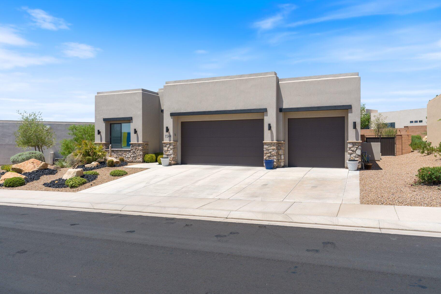Wake up to gorgeous views and a private pool--Southern Utah living at its finest! 1 level, 2052 sq ft with 4 beds, 2 baths, and a 3 car garage. Granite countertop, kitchen cabinets upgraded with glass-insert uppers.  Seller is downsizing, so some furniture available for purchase.