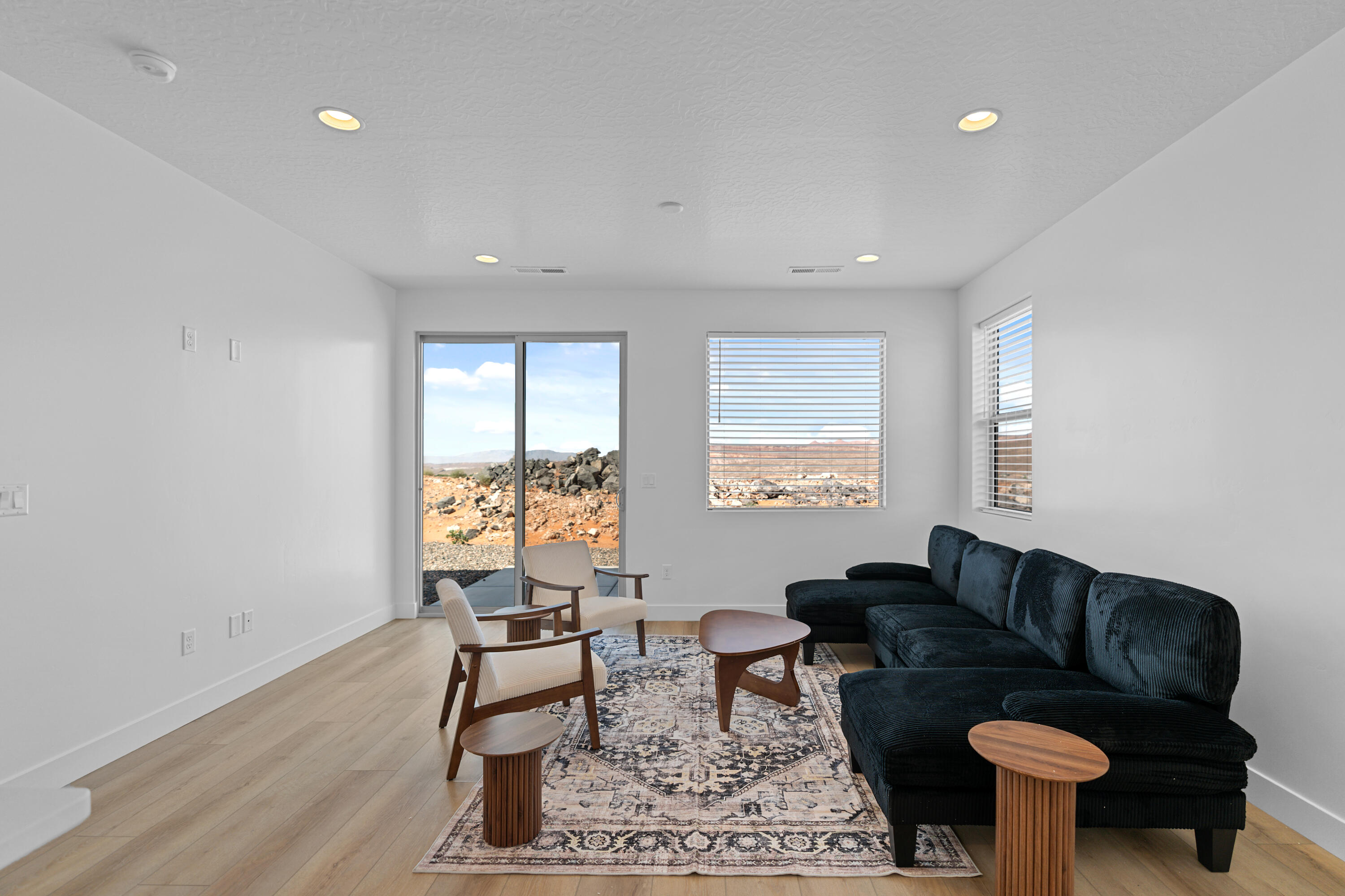 DESERT REFLECTION - Residential